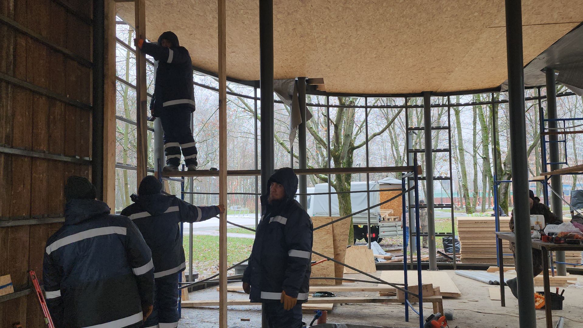 Люберцы, наташинский парк,строители,