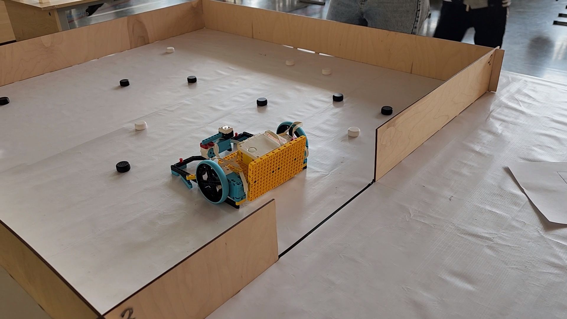 королёв, кванториум в королеве, космороботс, открытые соревнования по робототехнике в королеве,