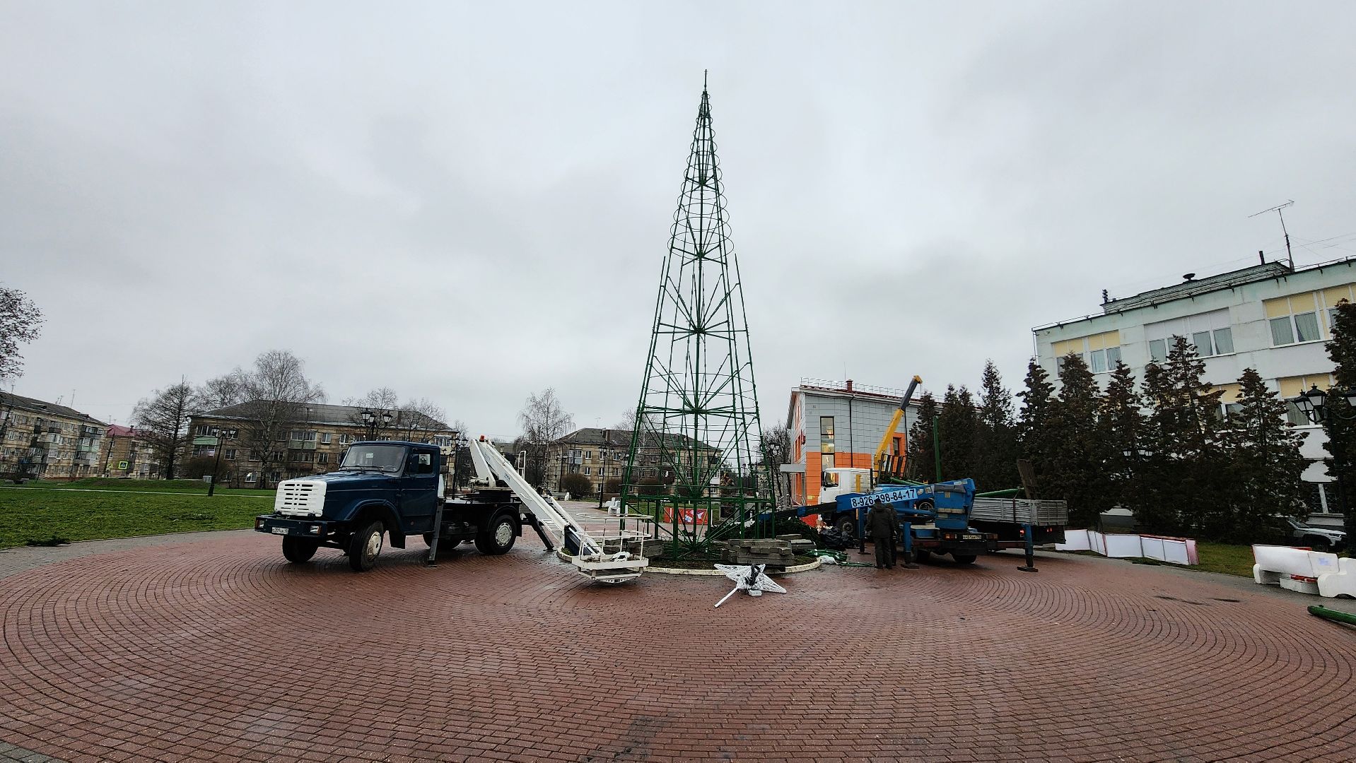 кашира, новый год, новогодняя елка, благоустройство, украшение города к новому году,