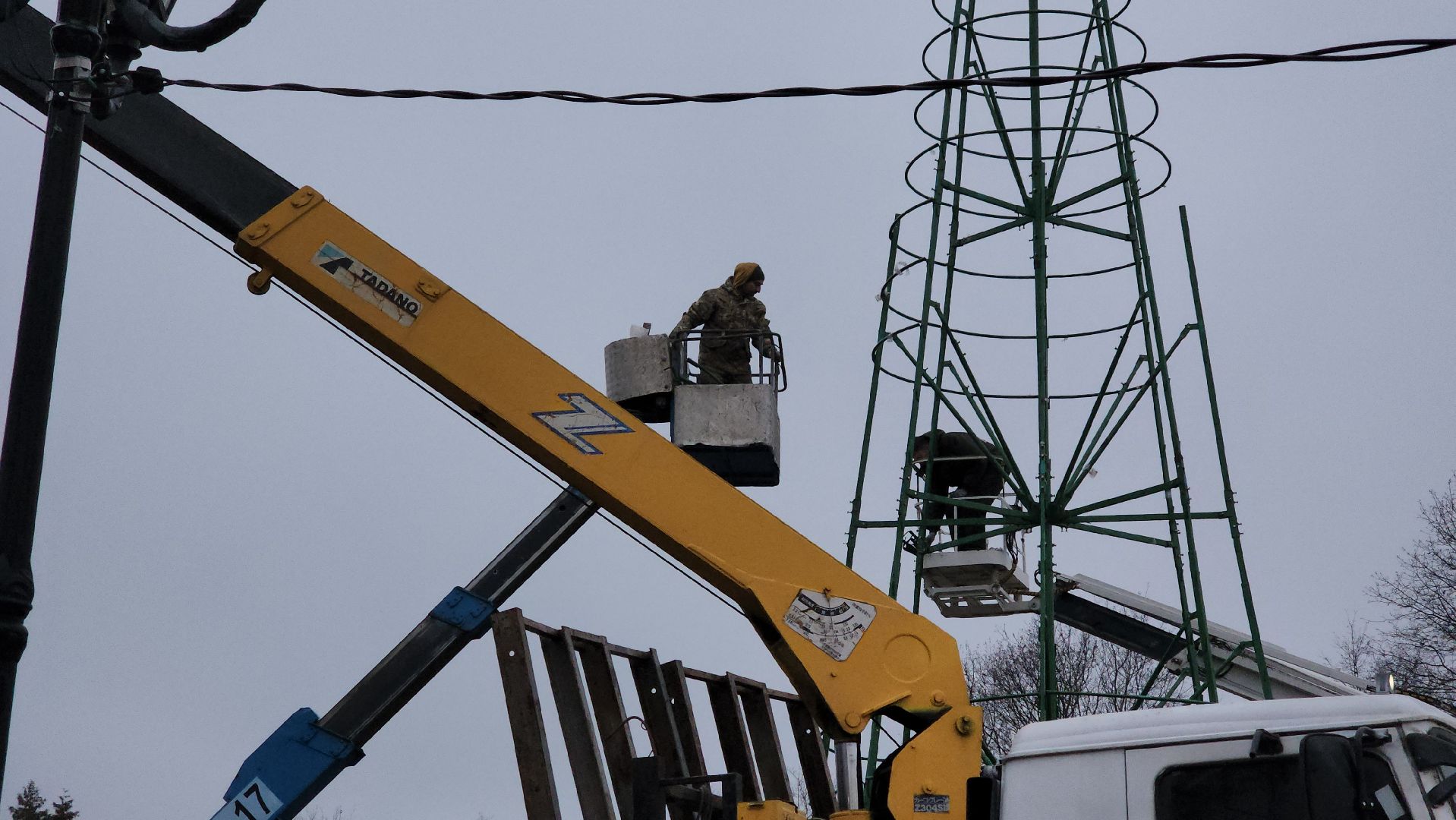 кашира, новый год, новогодняя елка, благоустройство, украшение города к новому году,