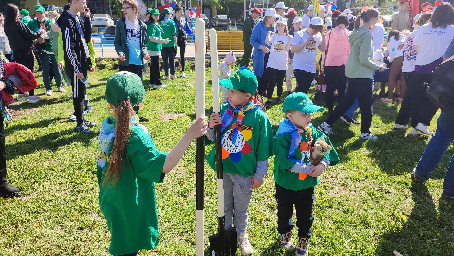 Кашира, лес победы, экологическая акция, экологический центр, спирея