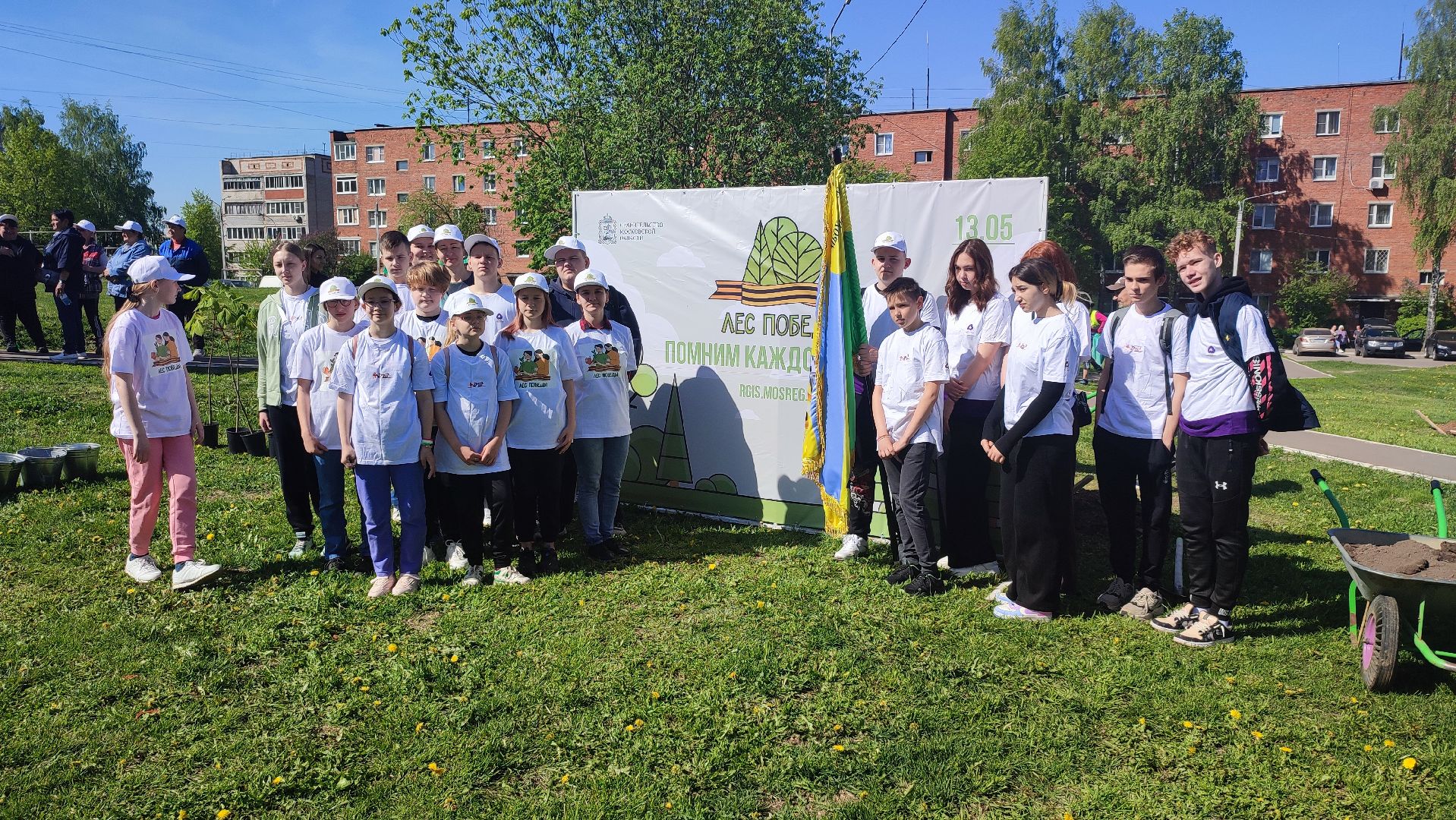 Кашира, лес победы, экологическая акция, экологический центр, спирея