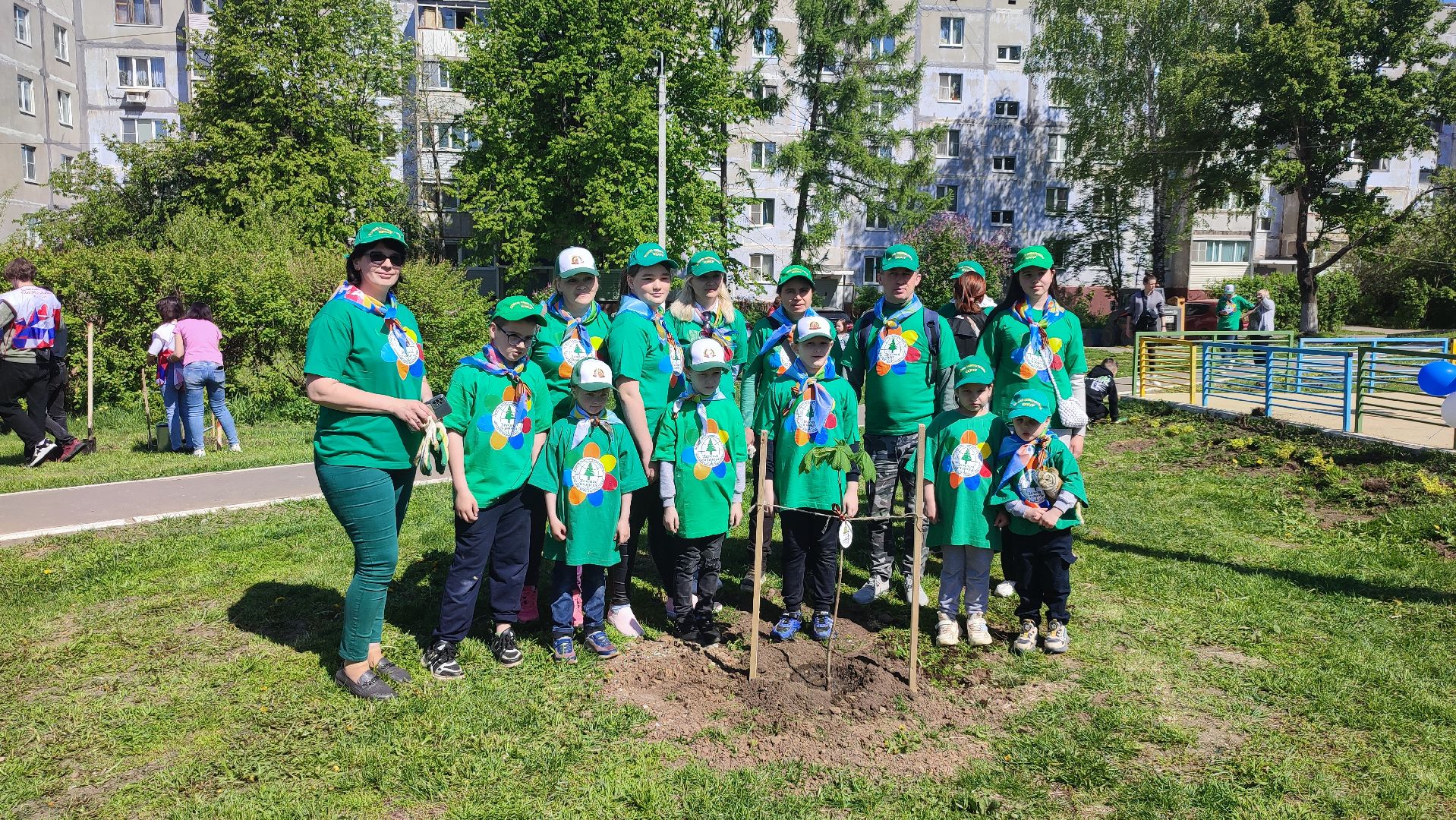 Кашира, лес победы, экологическая акция, экологический центр, спирея