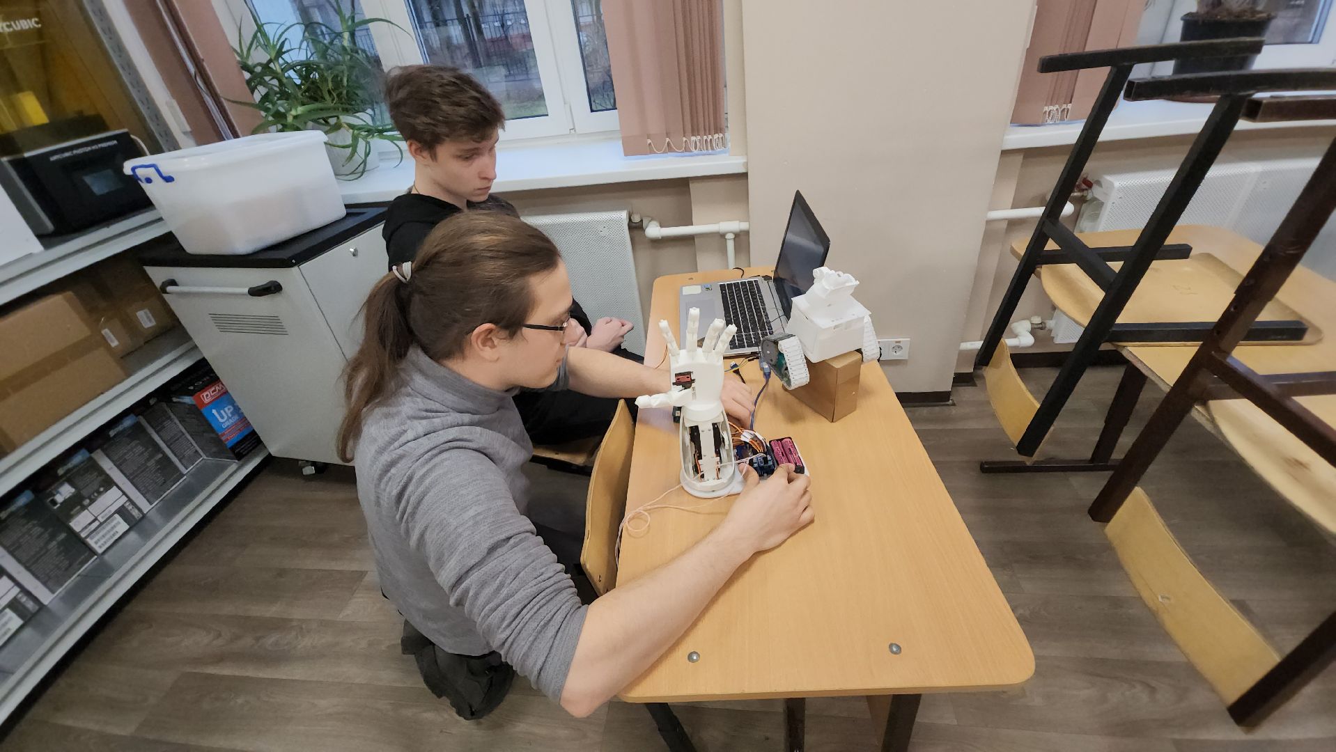 долгопрудный, физмат-лицей, робототехника, роборорука,кружок робототехники,