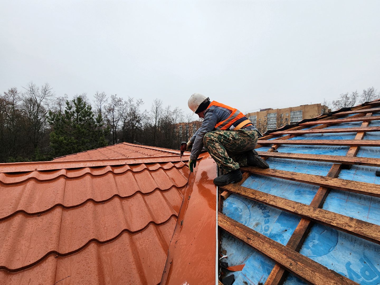 чехов, улица чехова 27, центр развития творчества детей и юношества, центр детского творчества, капремонт здания, капитальный ремонт, реконструкция, обновление, благоустройство территории, детские площадки, пешеходные дорожки, проходы и проезды, замена покрытия, фасадные работы, замена кровли, перекрытия, госпрограмма московской области, строительство и капремонт социальных объектов,
