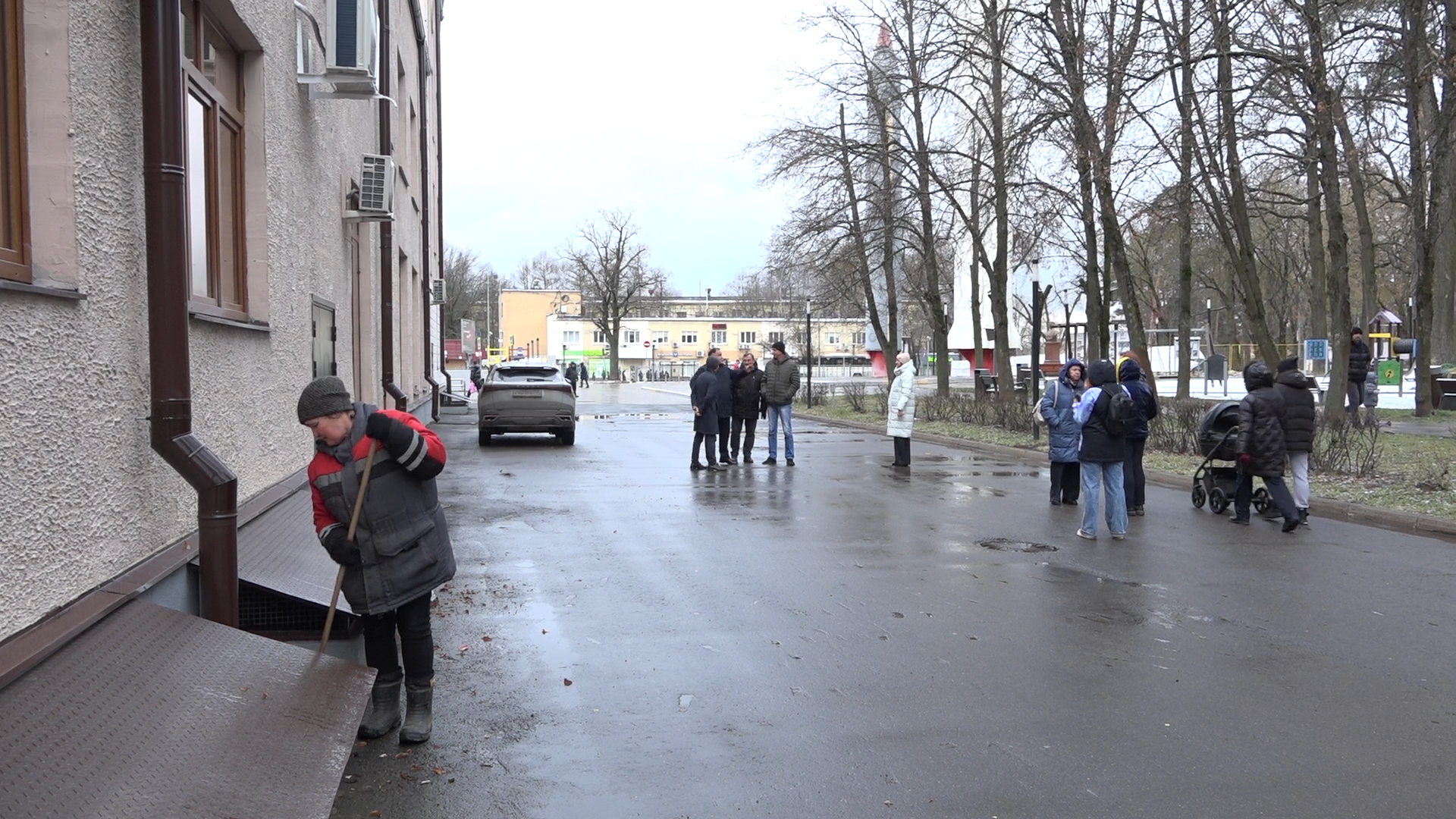 уборка улиц, власиха жкх, власиха жкх и благоустройство, содержание территории, микрорайон тополек власиха,
