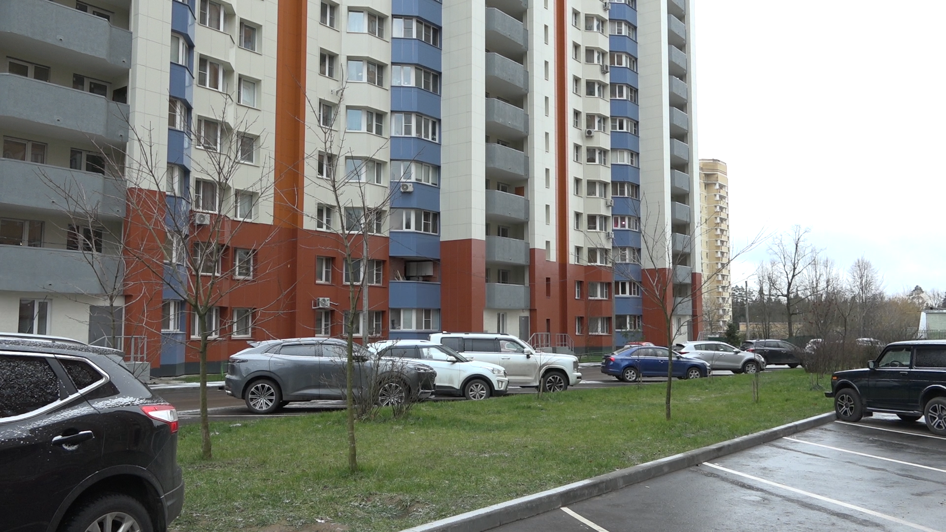 уборка улиц, власиха жкх, власиха жкх и благоустройство, содержание территории, микрорайон тополек власиха,