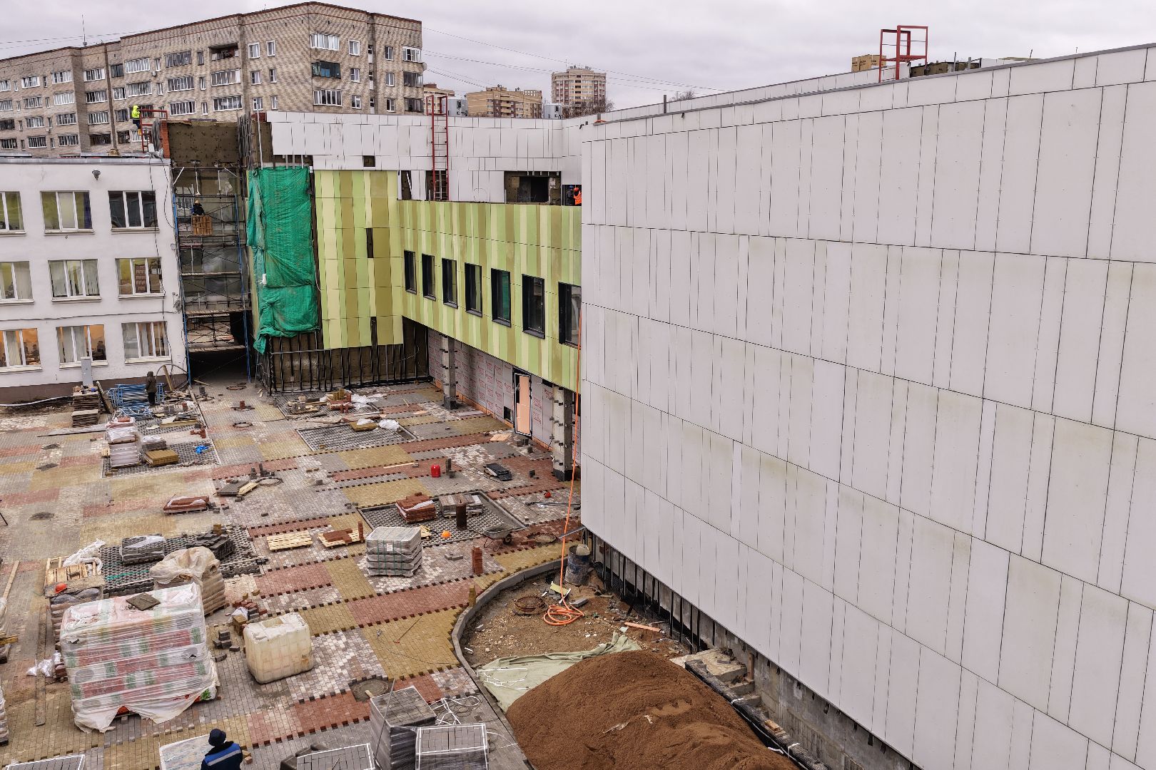 видео с коптера, гимназия 6 в солнечногорске,