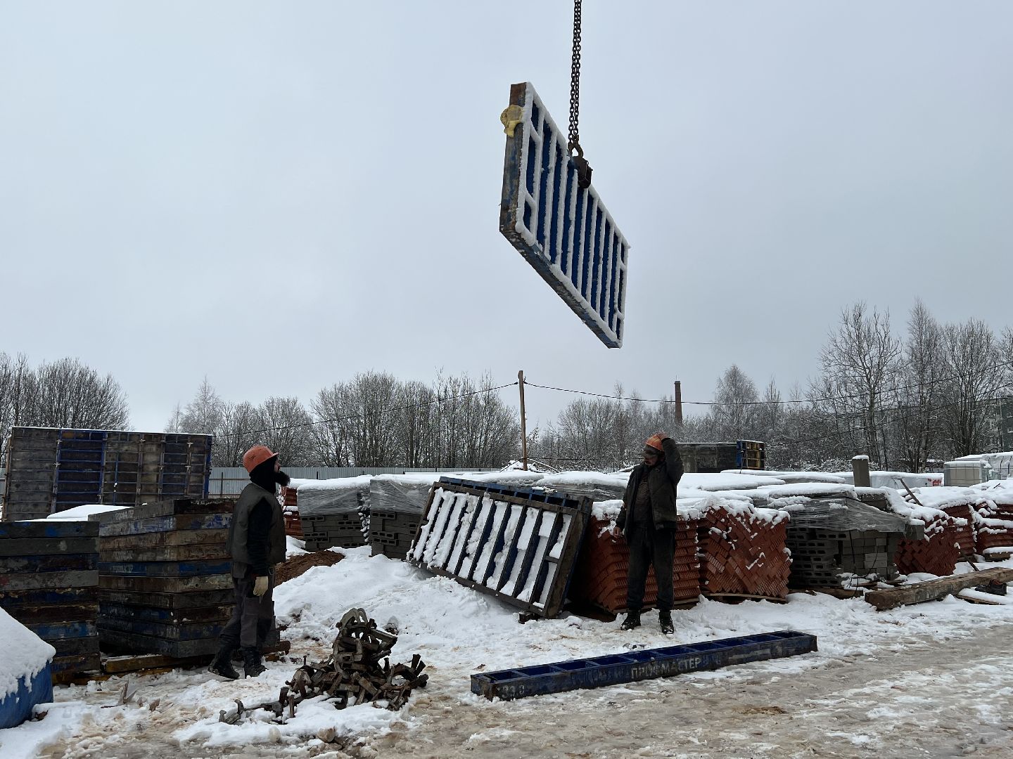 Стройка для переселенцев,  дом для переселенцев в талдоме, талдомский городской округ, Талдом,