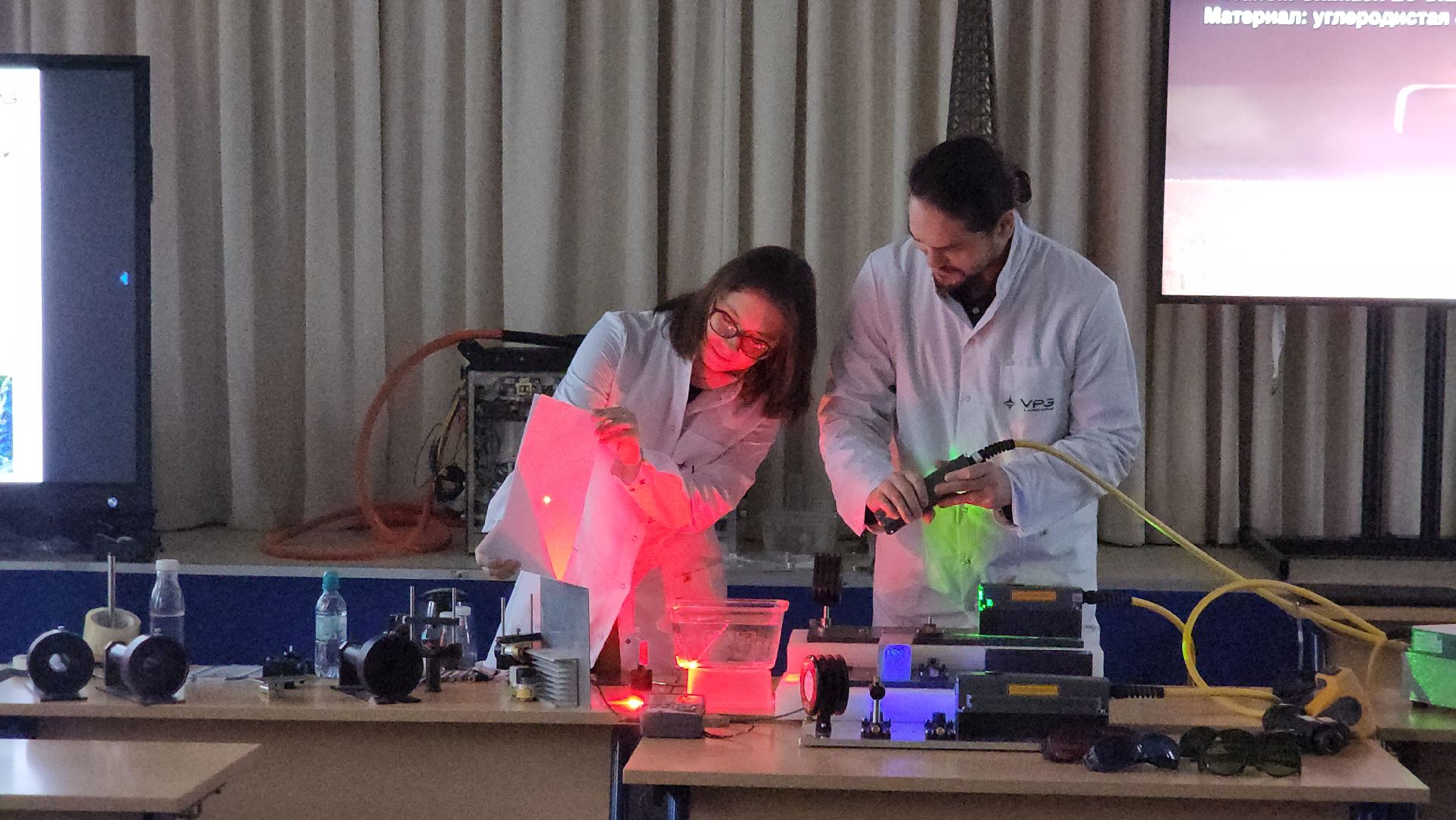 фрязино, Урок для школьников, Производство лазеров,