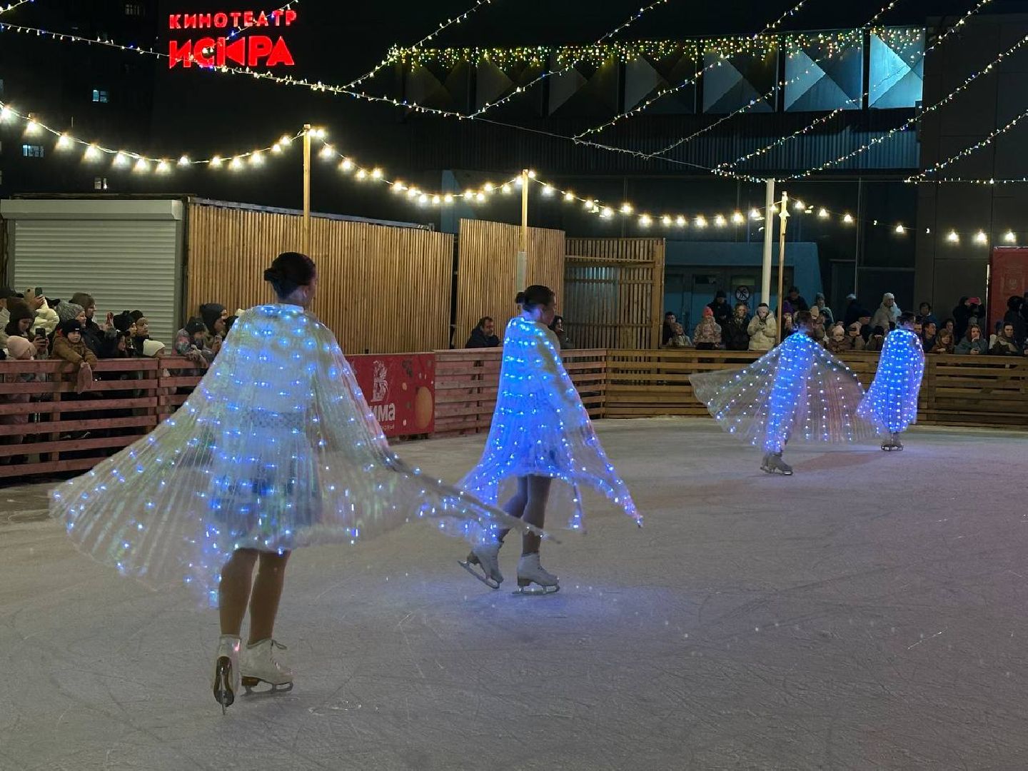 зима в подмосковье, ледовое шоу, фигуристы , ленинский городской округ, открытие катка,
