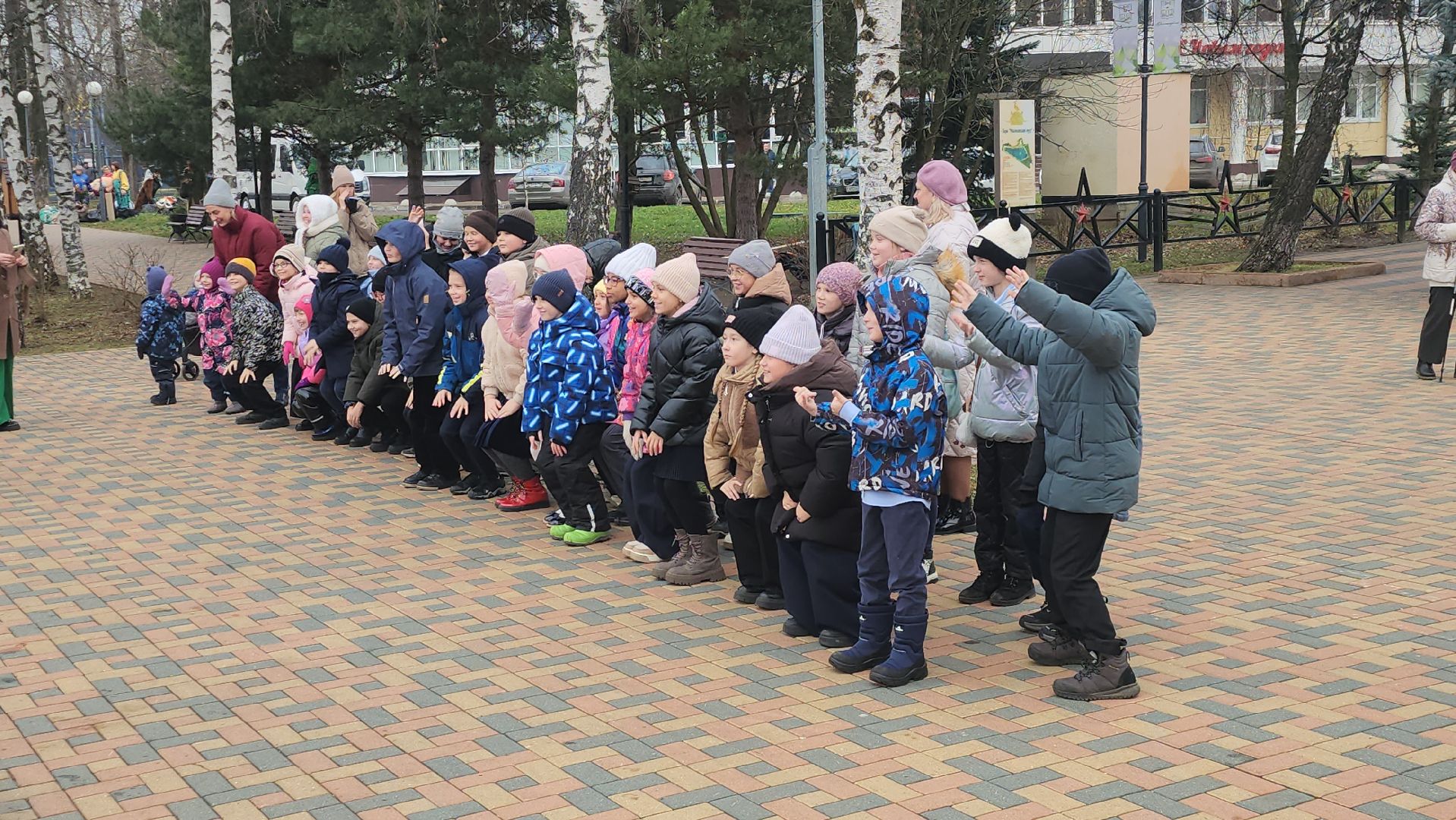 зима в подмосковье, красногорск медицина, зажжение елки,