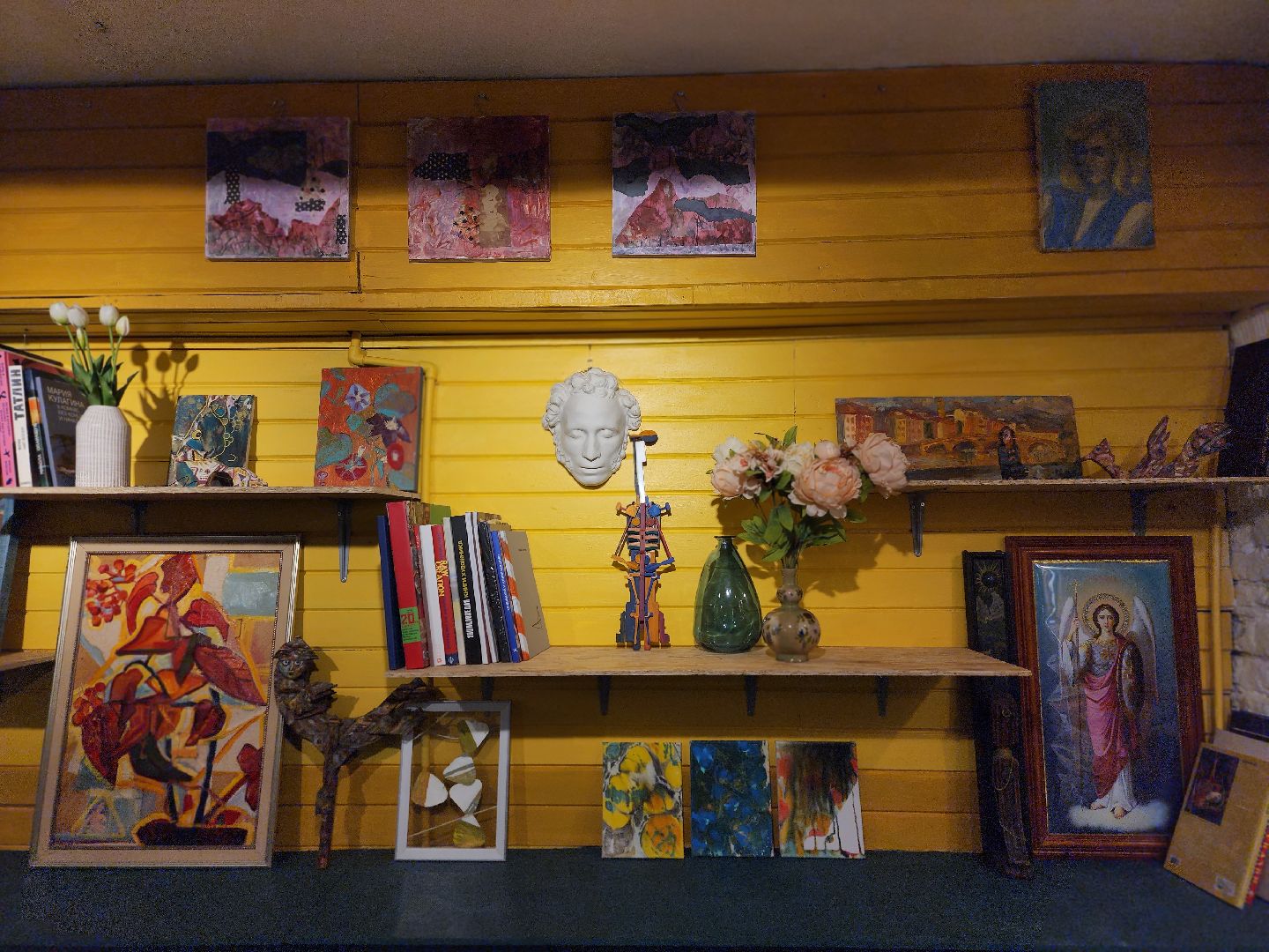 королёв, арт-галерея феодор, династия хужодников в королеве ,