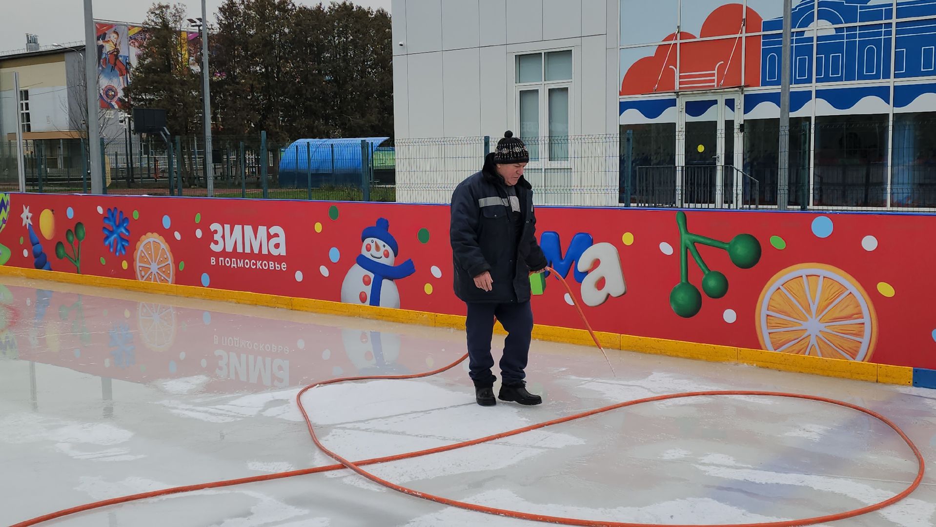 серпухов, открытие катка в парке питомник, зима в подмосковье в серпухове,