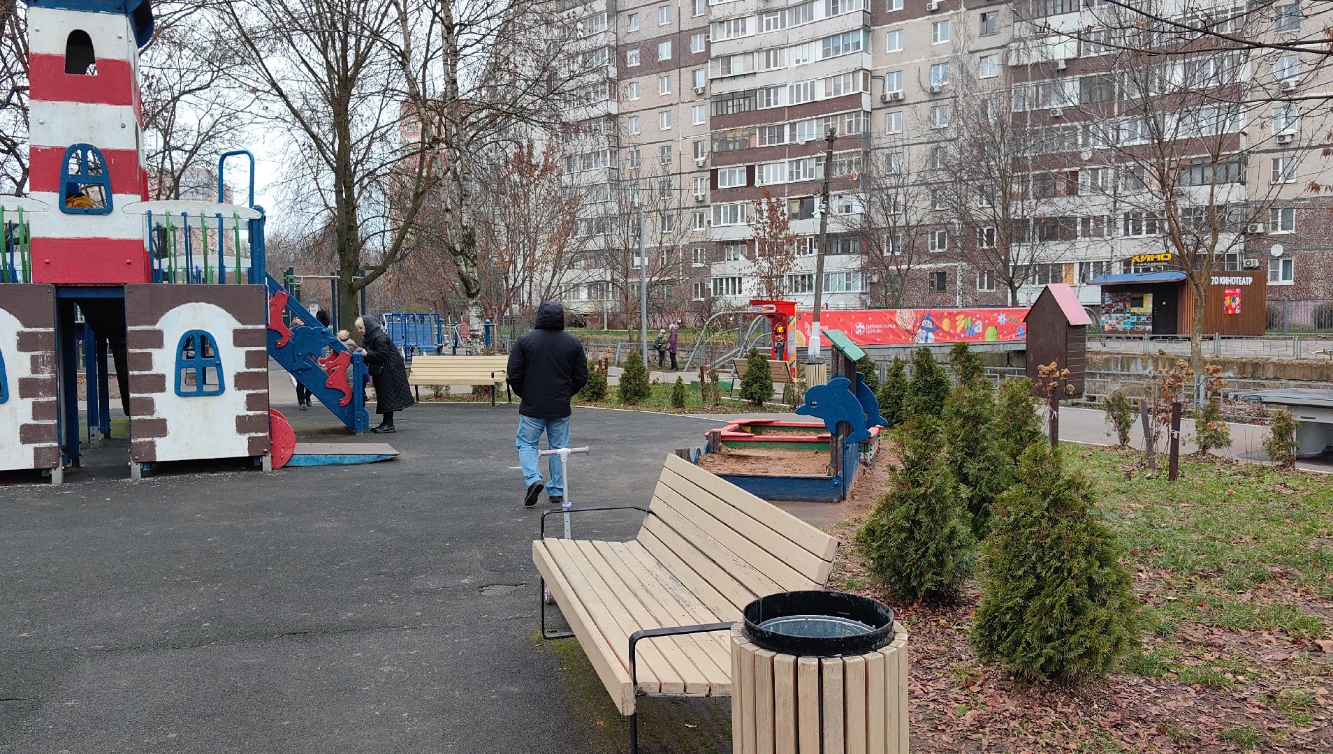 праздник, зимний сезон, парк, елка, дед мороз,