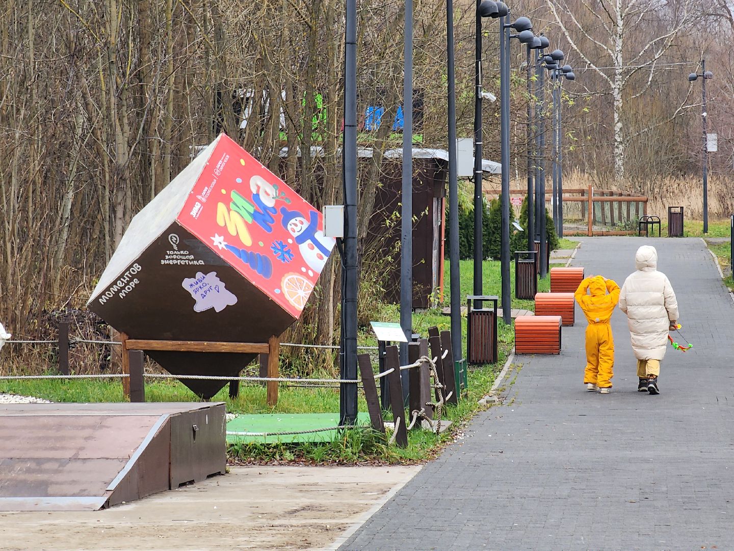 чехов, зима в подмосковье, проект губернатора московской области, городской парк, советская площадь, центральные улицы, украшения, фирменные баннеры, новогодние ели, гирлянды и игрушки, световые инсталляции, световые конструкции, плакаты,акции, елка желаний,