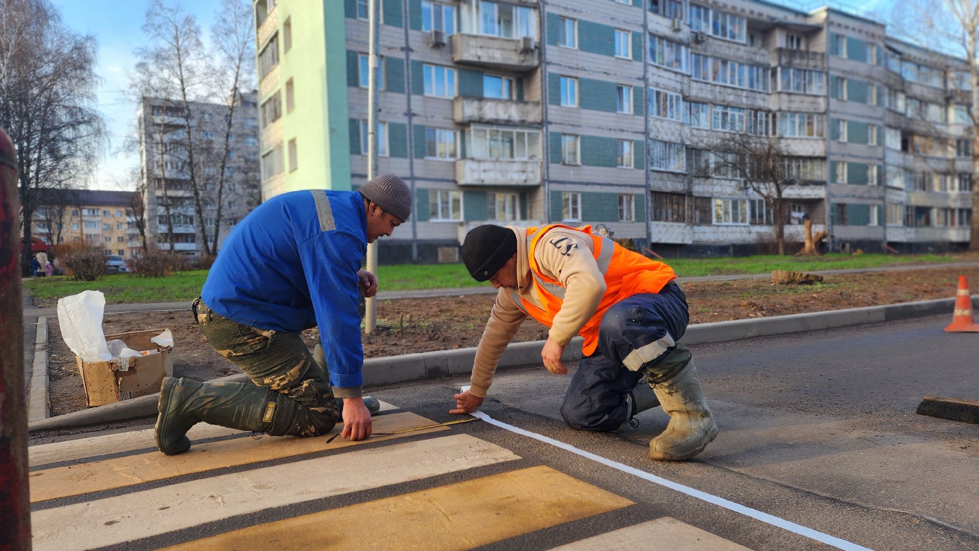клин, улица дзержинского, дорожная разметка, пешеходный переход,