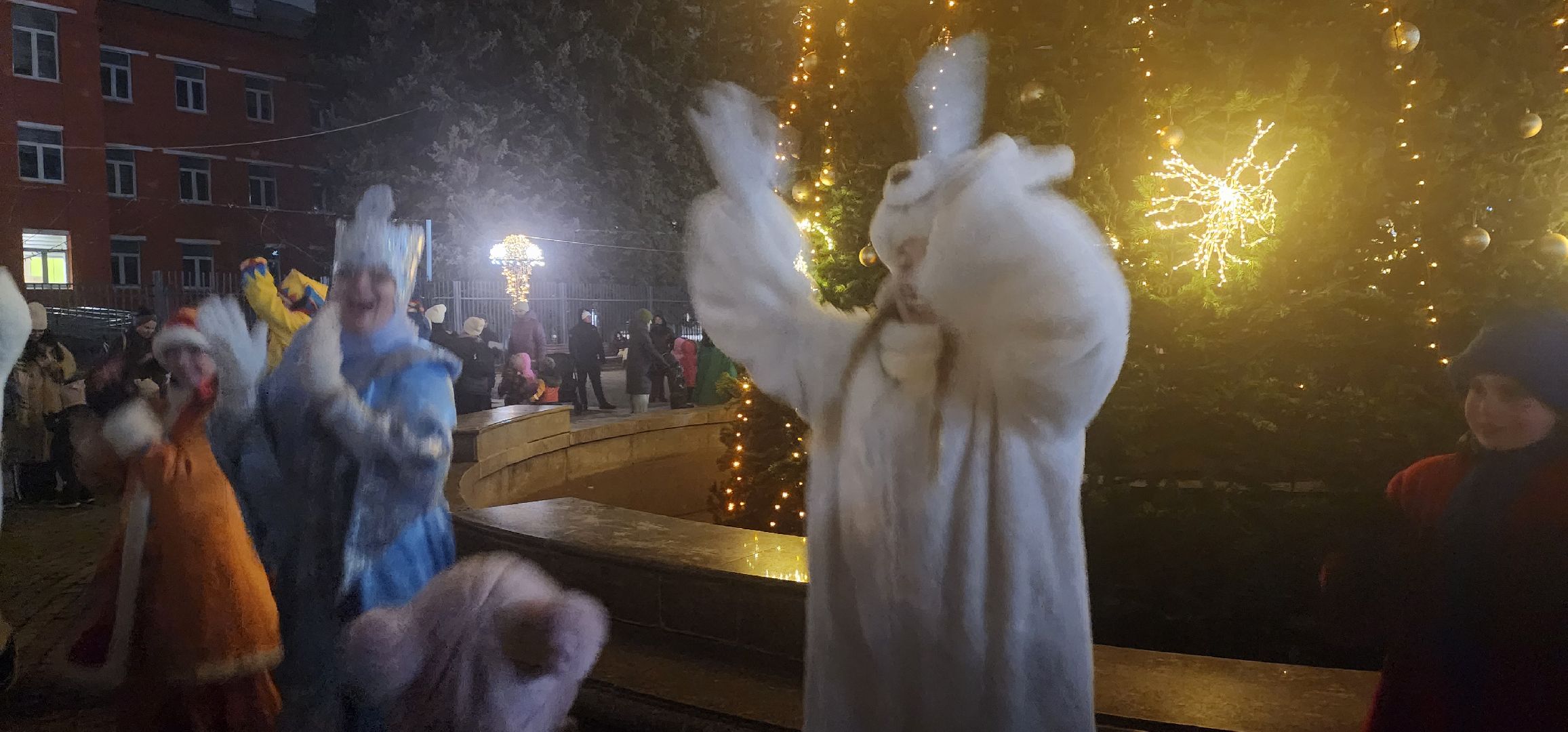 зима в  подмосковье, площадь собина, дк вперед, дтш семья, театр город,