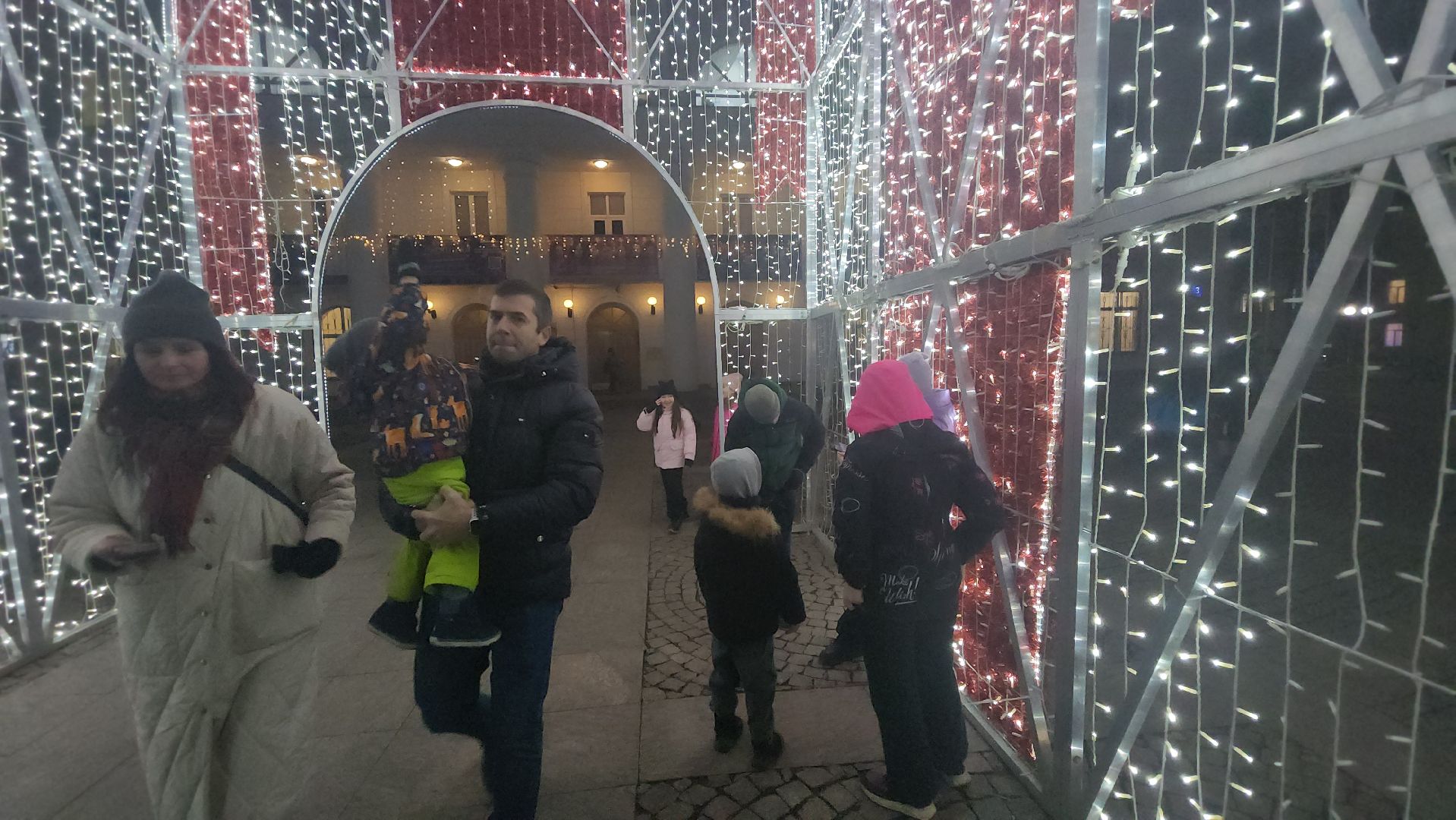 зима в  подмосковье, площадь собина, дк вперед, дтш семья, театр город,