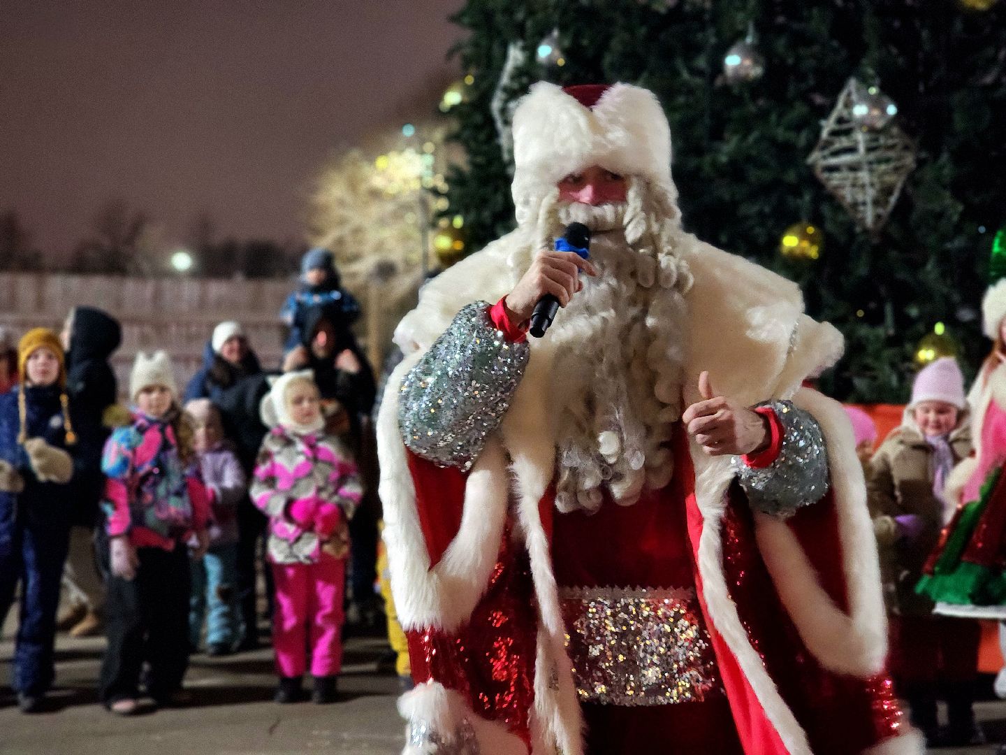 новый год, ёлка, открытие сезона, Парк, гуляние в парке,