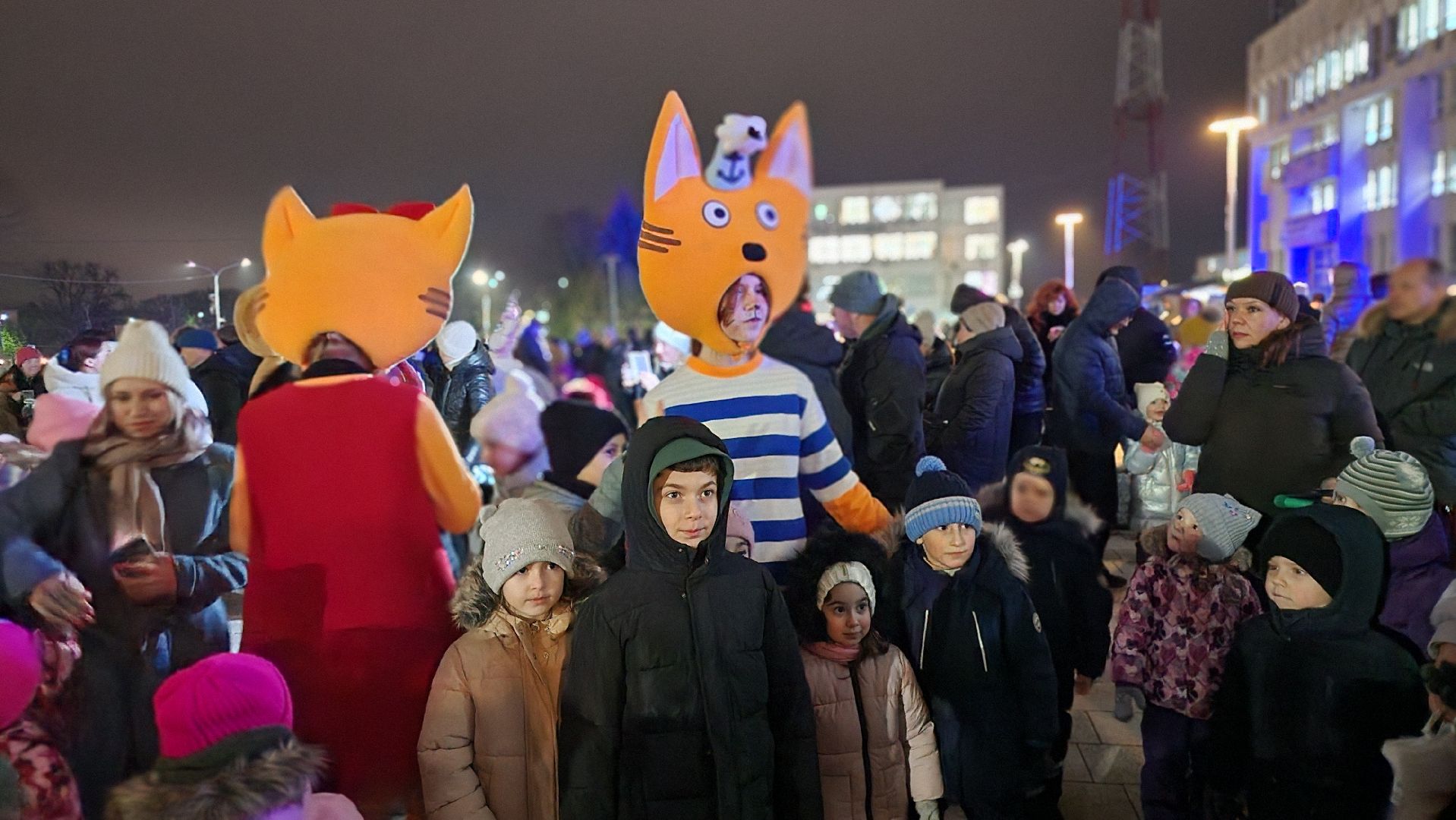 Руза, зажжение огней на елке, первый день зимы,