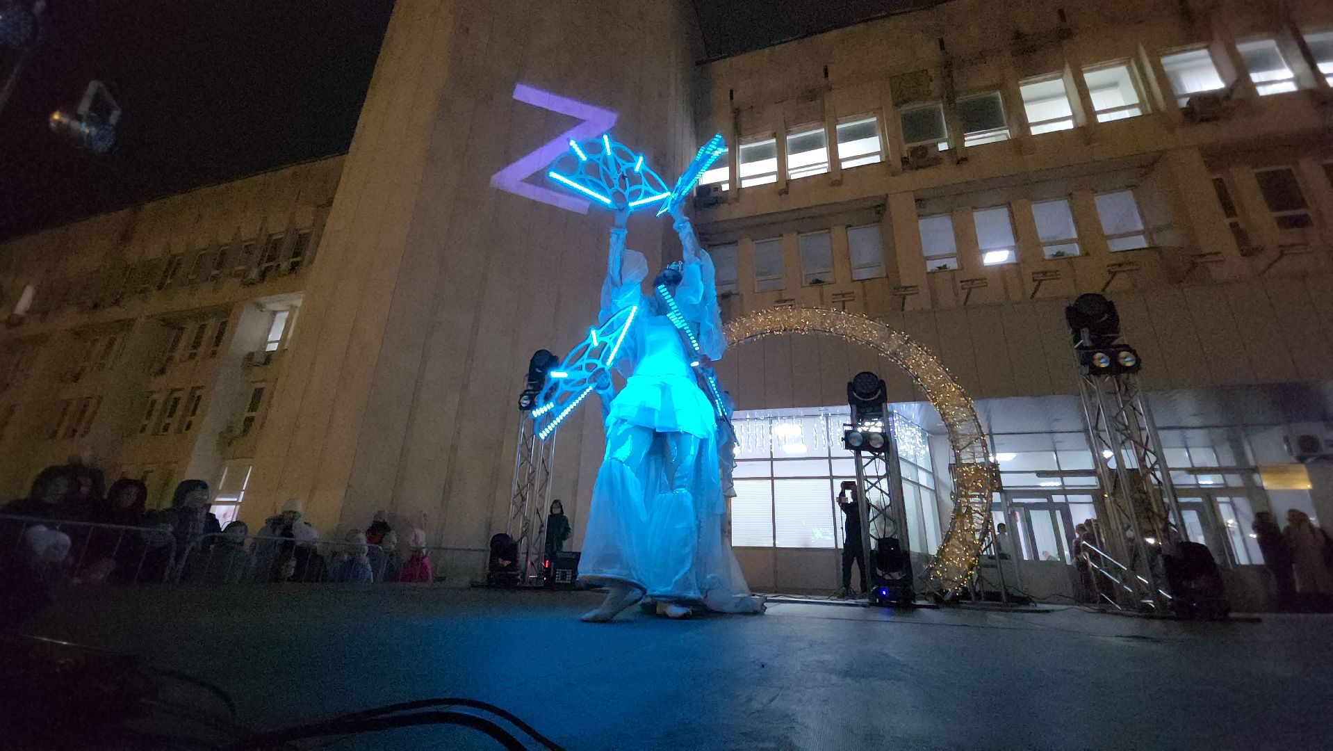 Руза, зажжение огней на елке, первый день зимы,