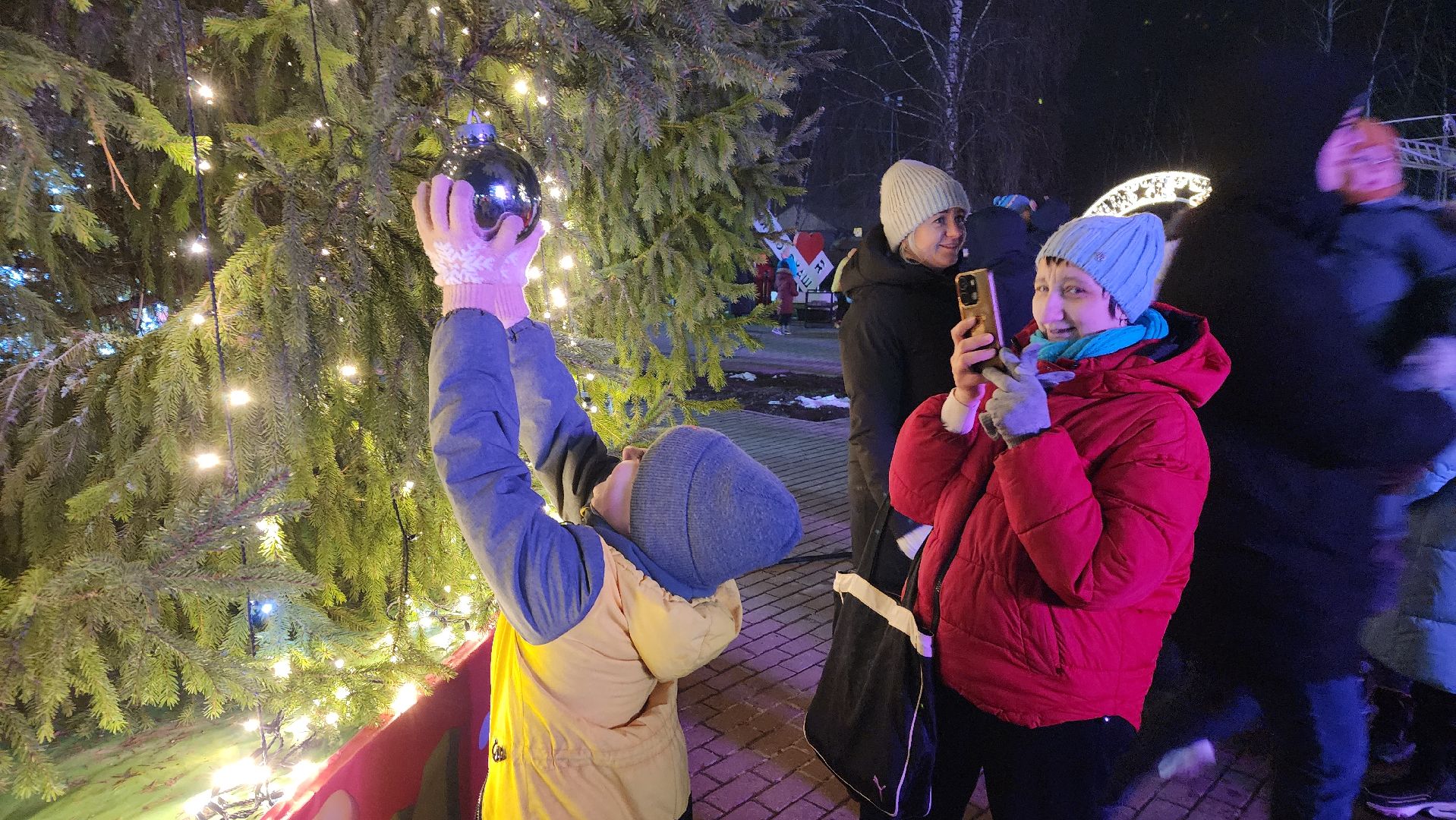 шаховская, новогоднее настроение, главная елка, зима в  подмосковье,