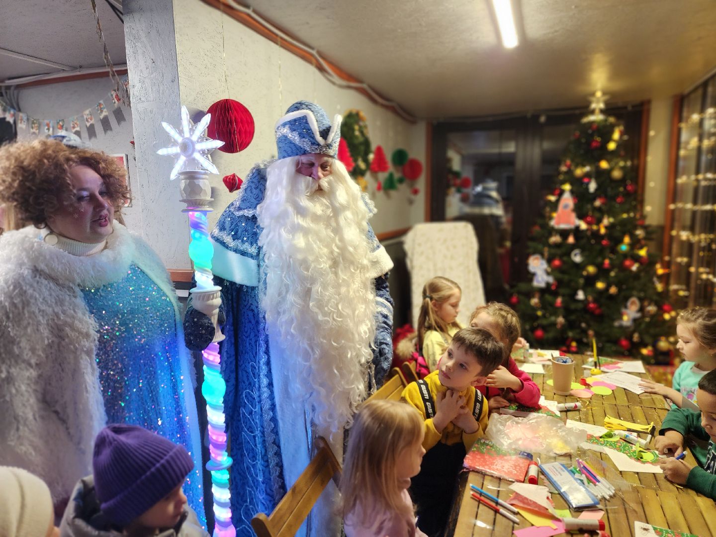 королёв, зима в подмомсковье, елочка зажгись,  цдк имени калинина, каток космолед,
