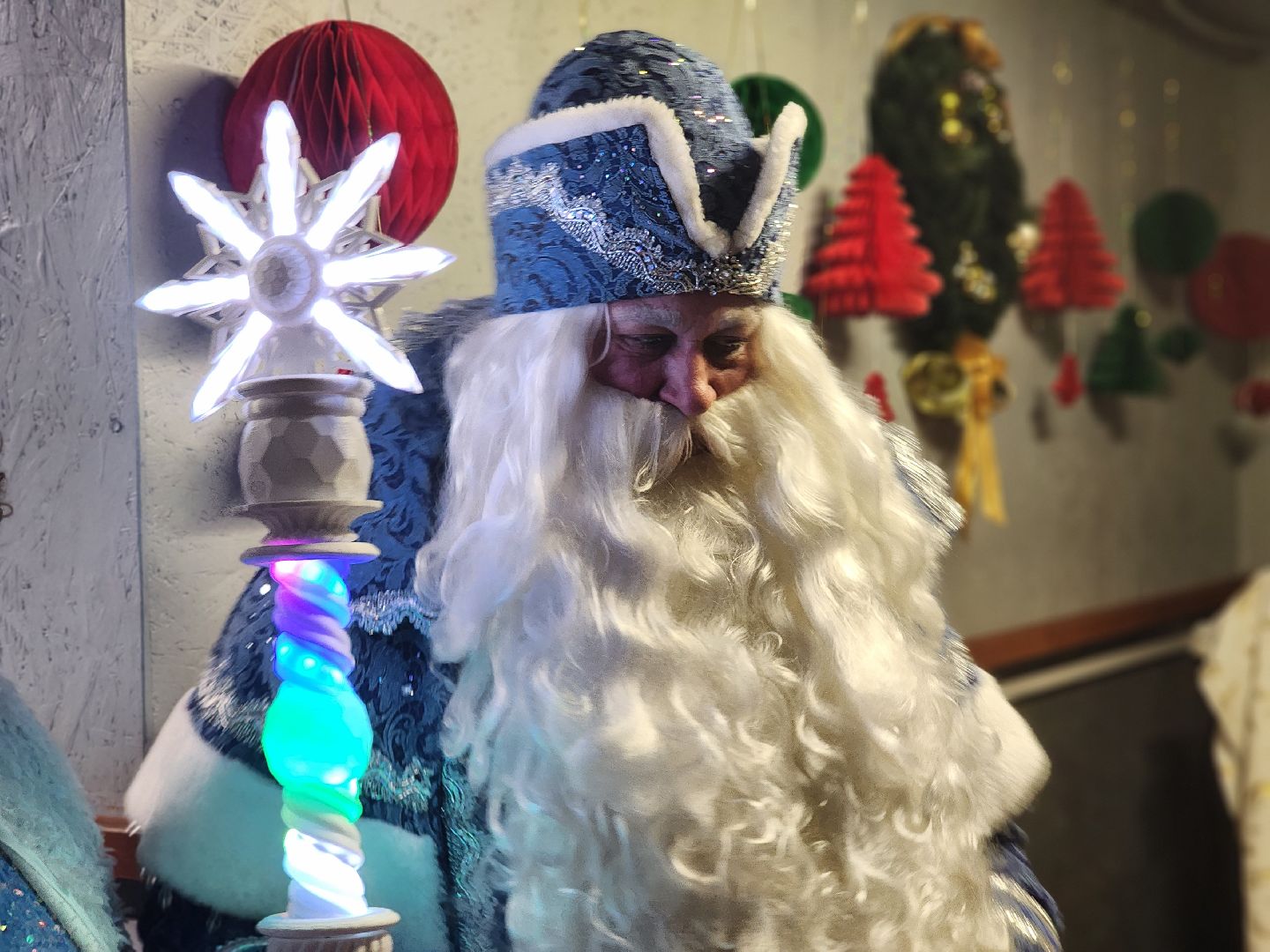 королёв, зима в подмомсковье, елочка зажгись,  цдк имени калинина, каток космолед,