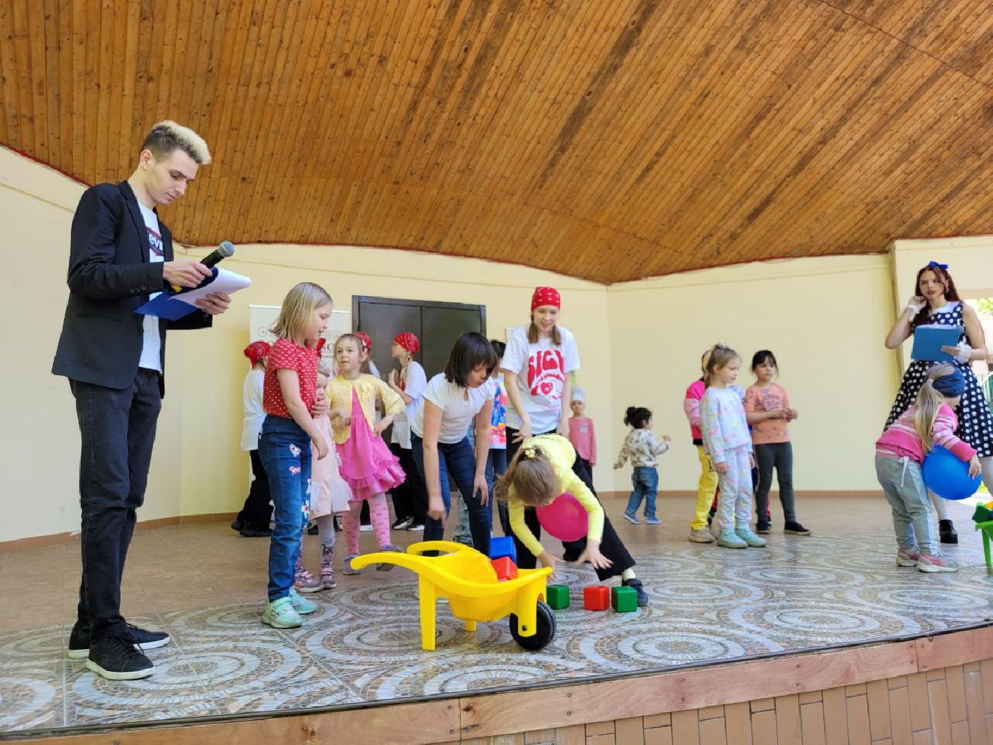 культура; танцы; люди; видное; парки подмосковья