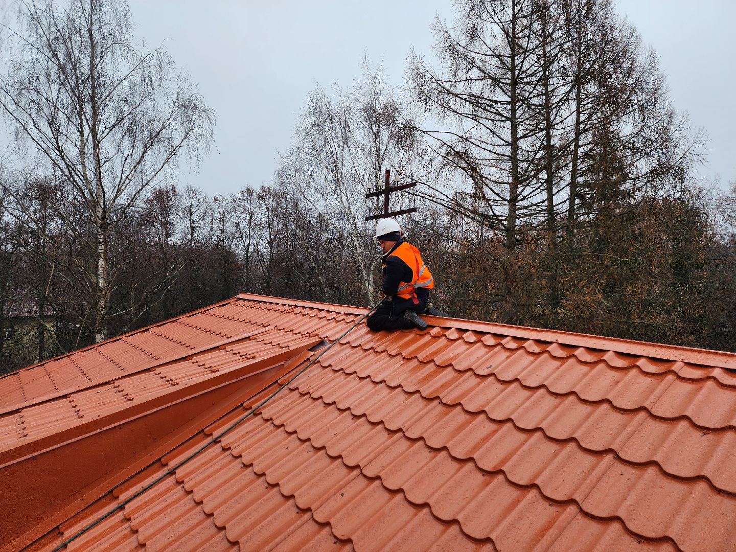 чехов, улица чехова 27, центр детского творчества, капитальный  ремонт, замена кровли, капремонт крыши, реконструкция, металлочерепица, инженерные сети, перекрытия, благоустройство территории, госпрограмма московской области,