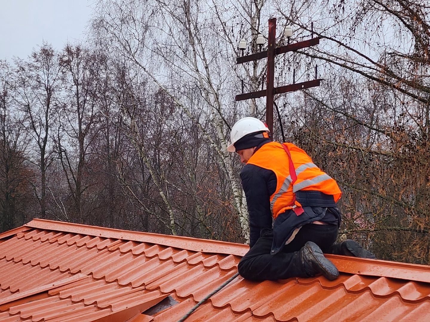 чехов, улица чехова 27, центр детского творчества, капитальный  ремонт, замена кровли, капремонт крыши, реконструкция, металлочерепица, инженерные сети, перекрытия, благоустройство территории, госпрограмма московской области,