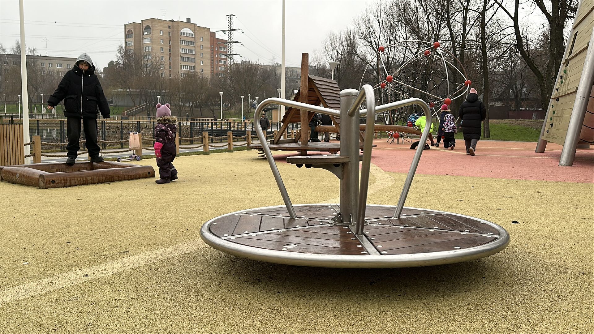 благоуйстройство, травинское озеро, травинская набережная, пушкинский городской округ, пушкино, мнение жителей,