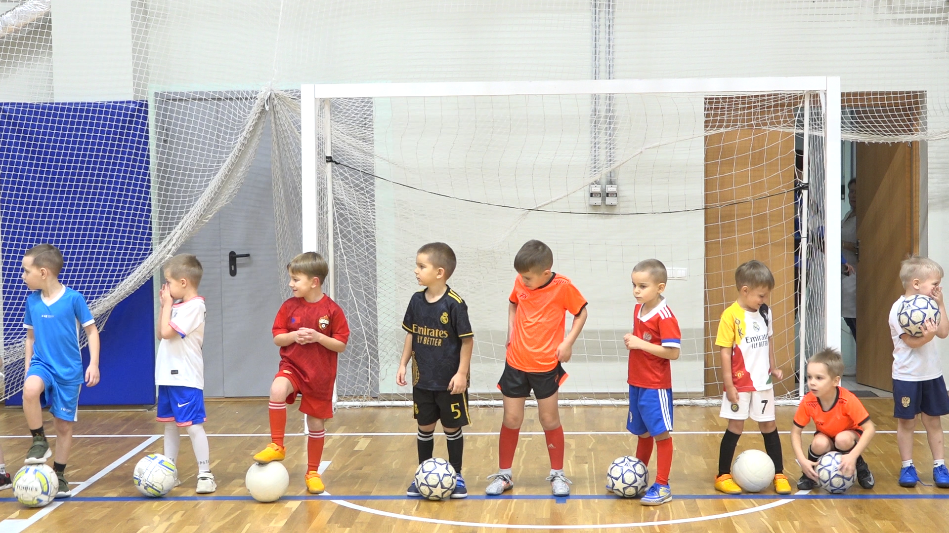 футбол, спортшкола власихи, стадион имени толубко, азбука футбола, тренировка по футболу,