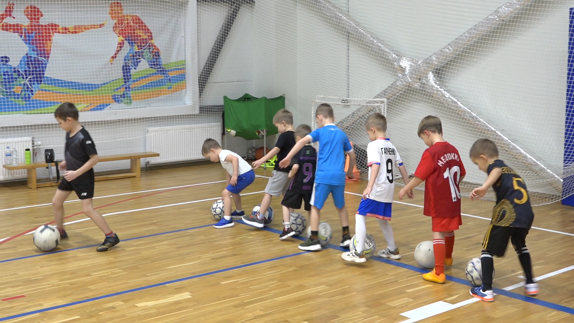 футбол, спортшкола власихи, стадион имени толубко, азбука футбола, тренировка по футболу,