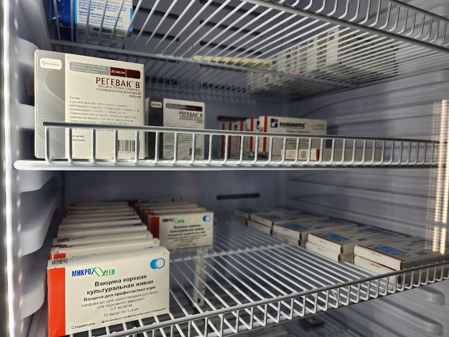 чехов, взрослая поликлиника, вакцинация от гриппа, прививки от пневмонии,  завершение прививочной кампании, российская вакцина, флю-м, превенар, совигрипп, чеховская больница,прививочный кабинет, график работы, условия приема,