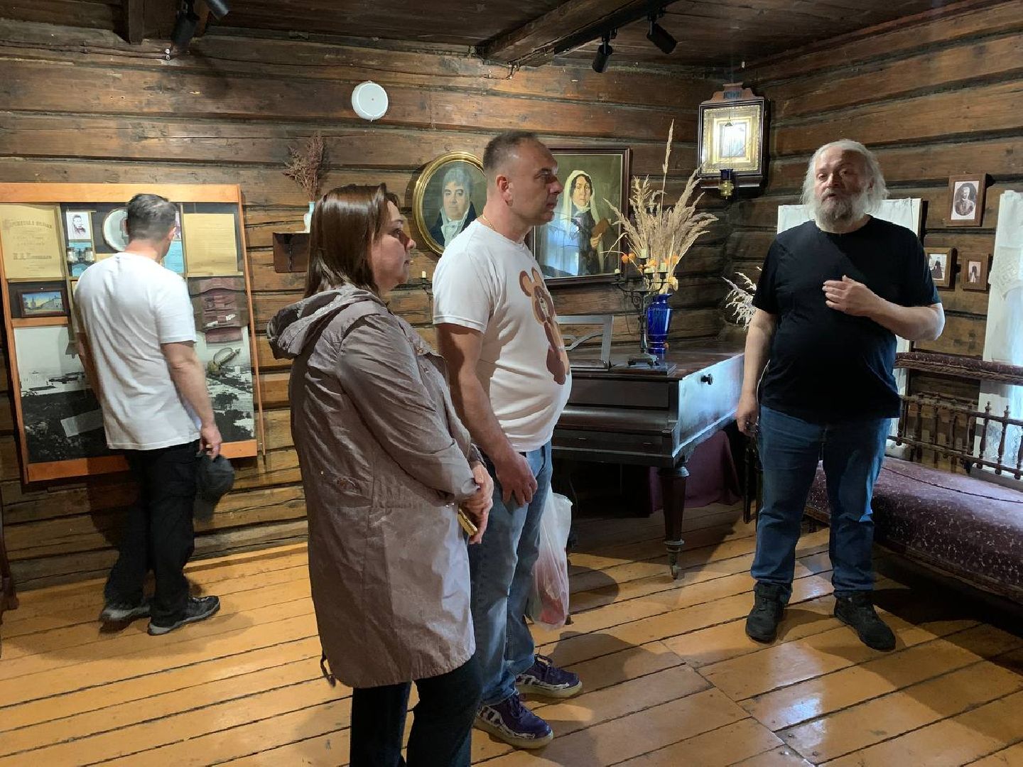 Звенигород, туризм, Звенигородский музей-заповедник, музей С.И. Танеева в Дютькове, туристический маршрут, пешие прогулки, экскурсии