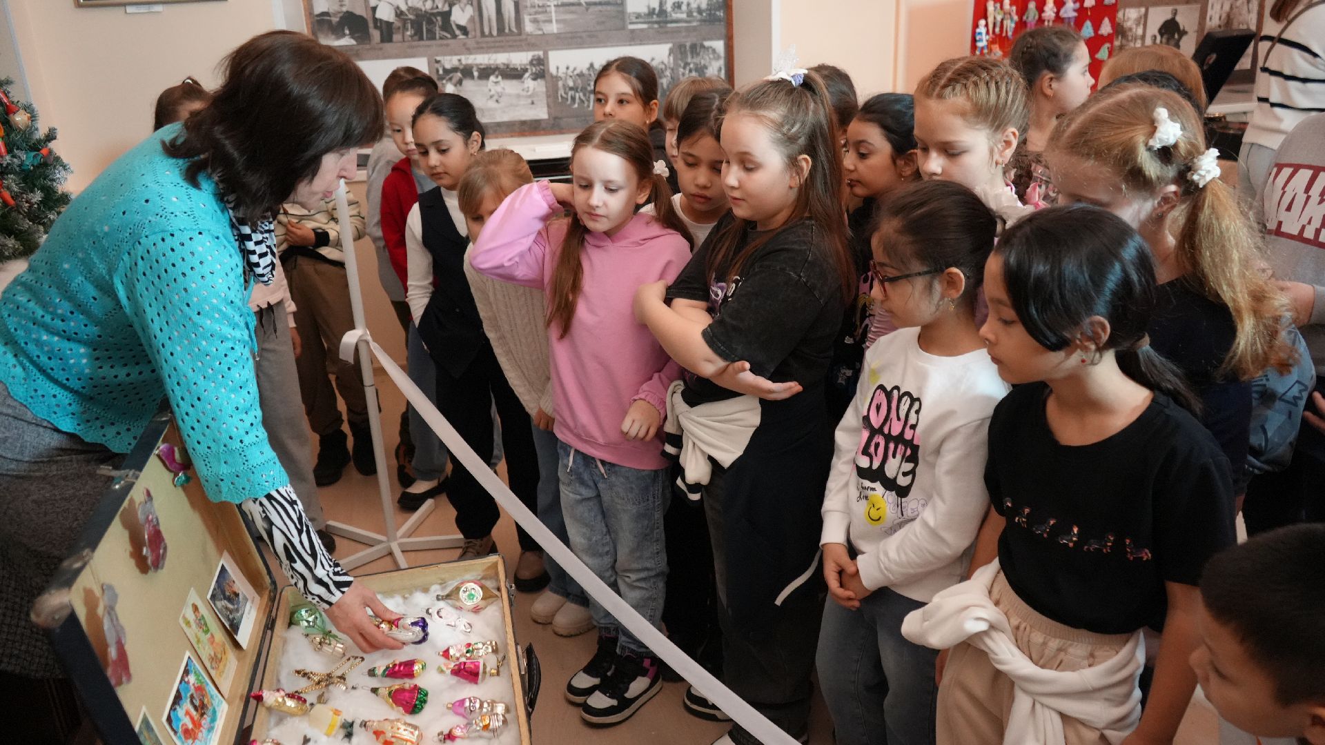 новый год,  старые игрушки,