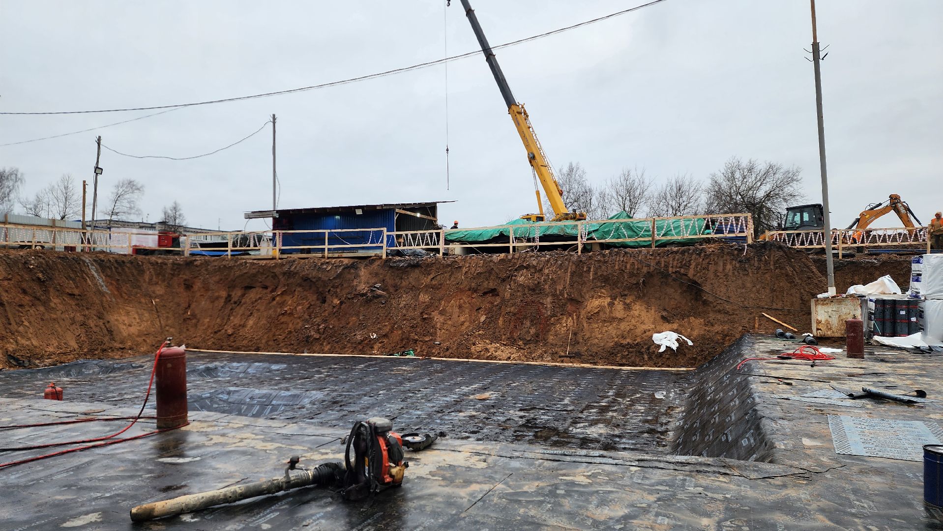 истра, строительство школы, стройка,