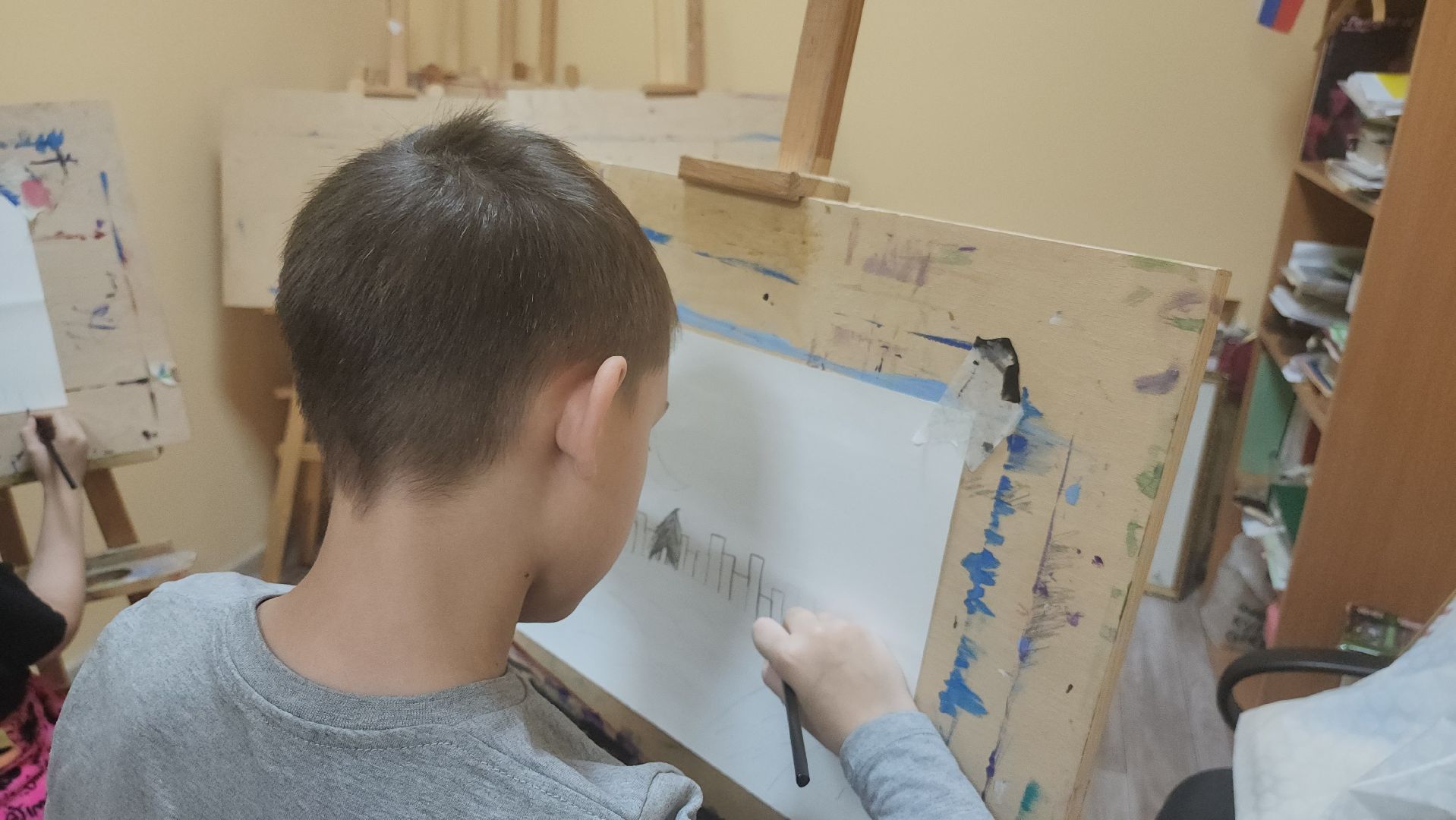 долгопрудный, дк нефтяник, изостудия, дети, отчетный концерт, рисование вслепую, павельцево,