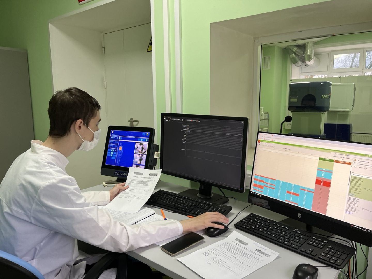 чехов, чеховская больница, телемедицина, онлайн консультация врача, телемедицинские консультации, статистика, рост количества приемов, минздрав мо, выписка льготных лекарств, закрытие больничного листа, электронные рецепты, результаты анализов, корректировка лечения, направления, запись на онлайн консультацию, портал здоровье, мобильные приложения,