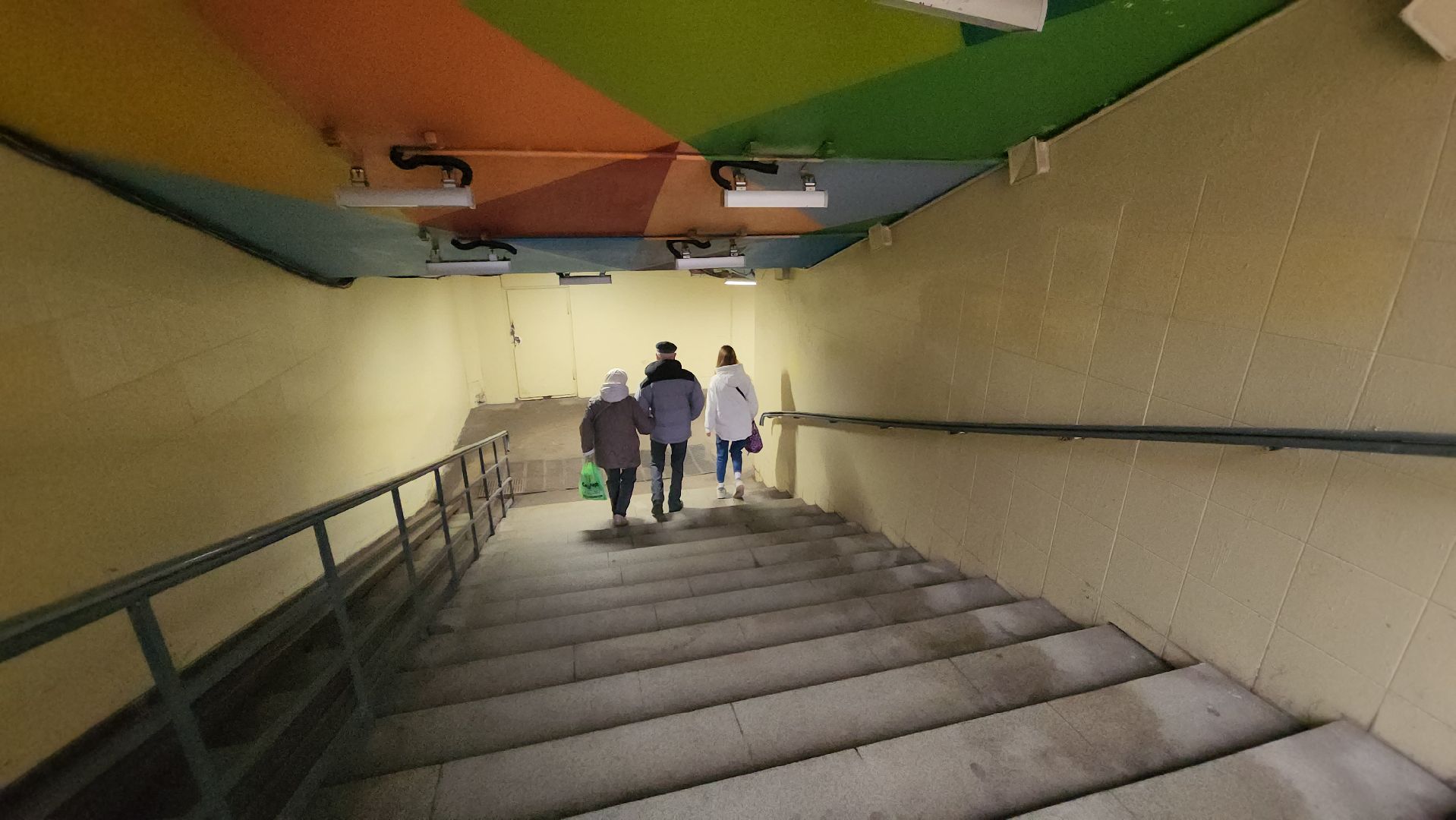 ремонт, подземный переход,