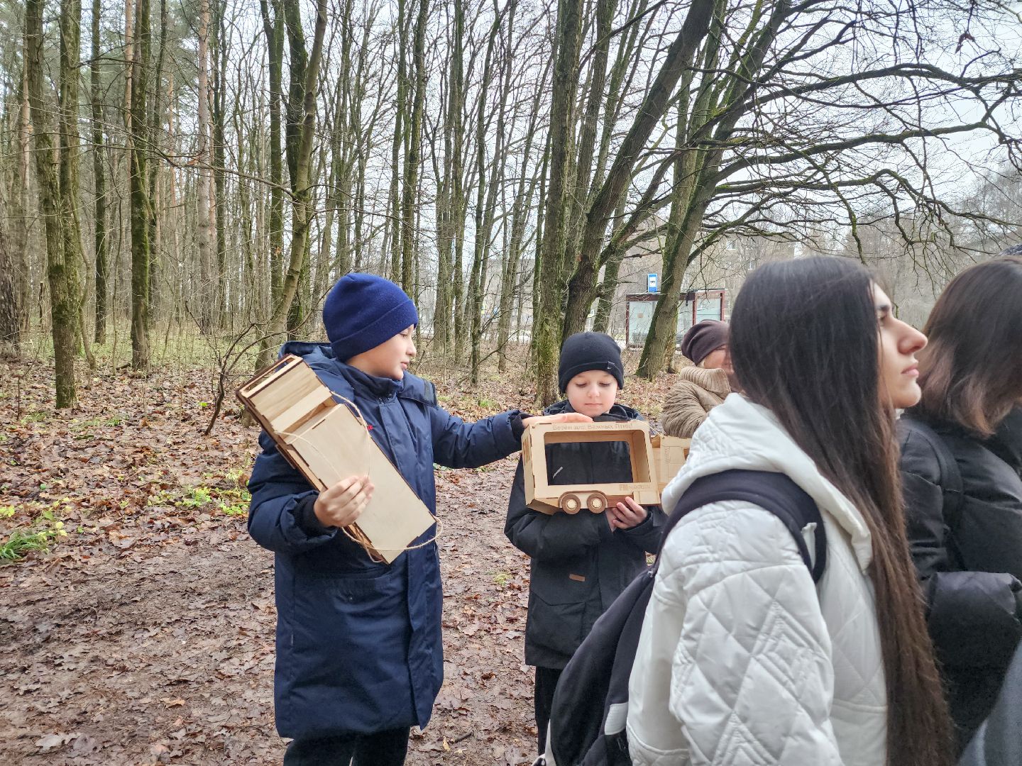 Подольск, лес, кормушки для птиц, школьное лесничество, подольское лесничество,