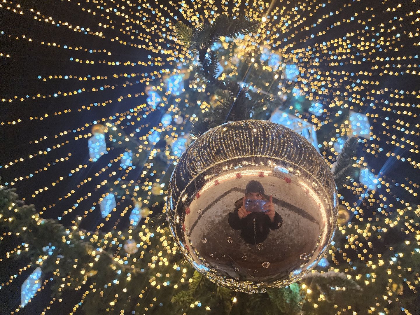 Коломна, подготовка к новому году, новогодняя елка, зима в подмосковье,