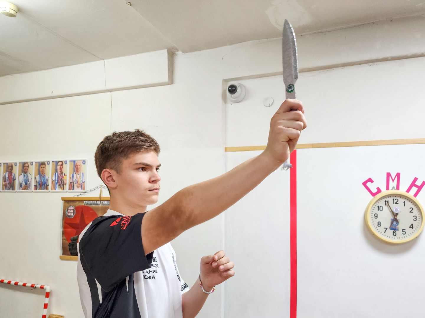 Спорт, Спортивное метание ножа,