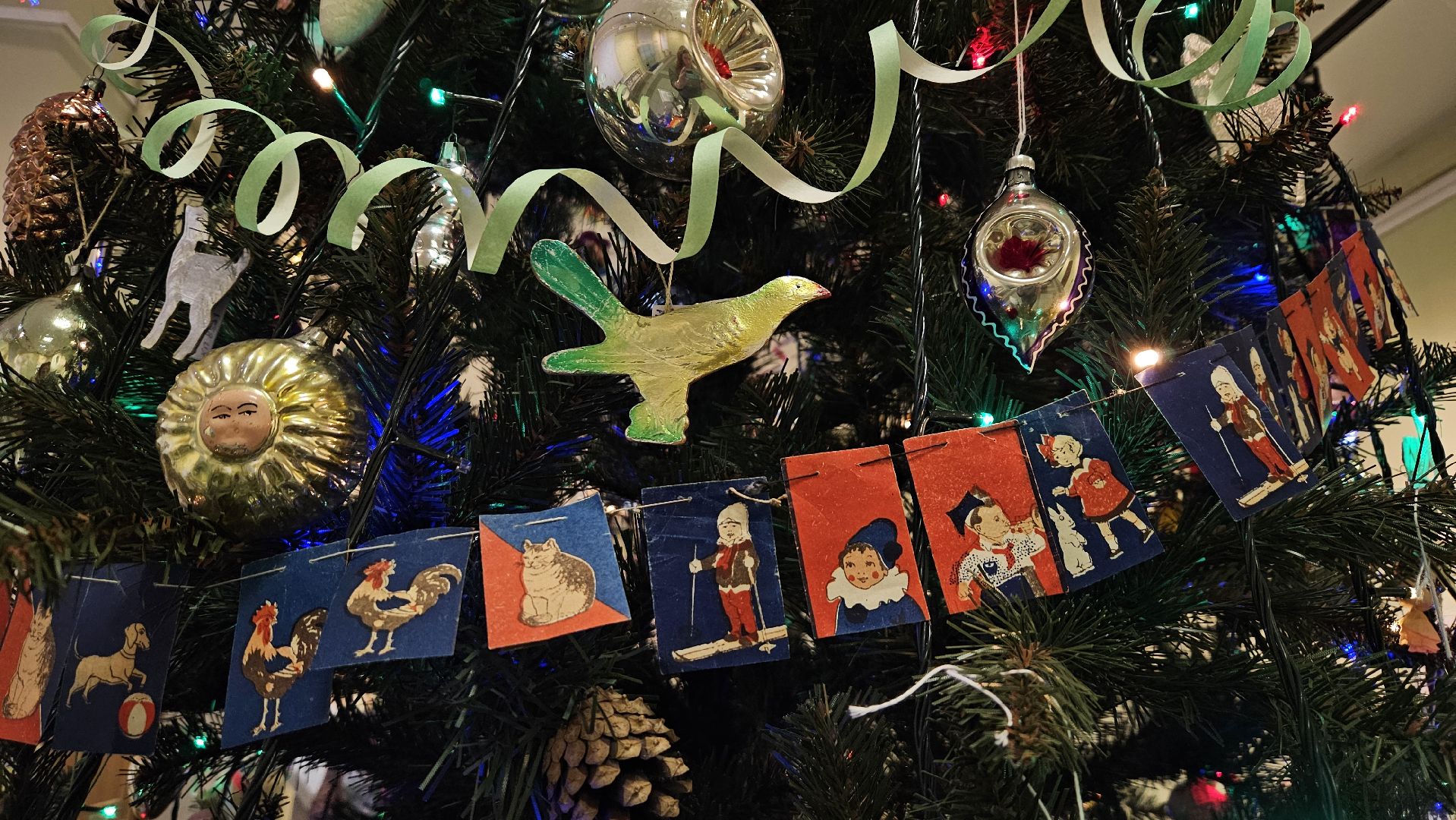 долгопрудный, долгопрудненский историко-художественный музей, елочная игрушка, новогодняя елка, история игрушки, советская игрушка,