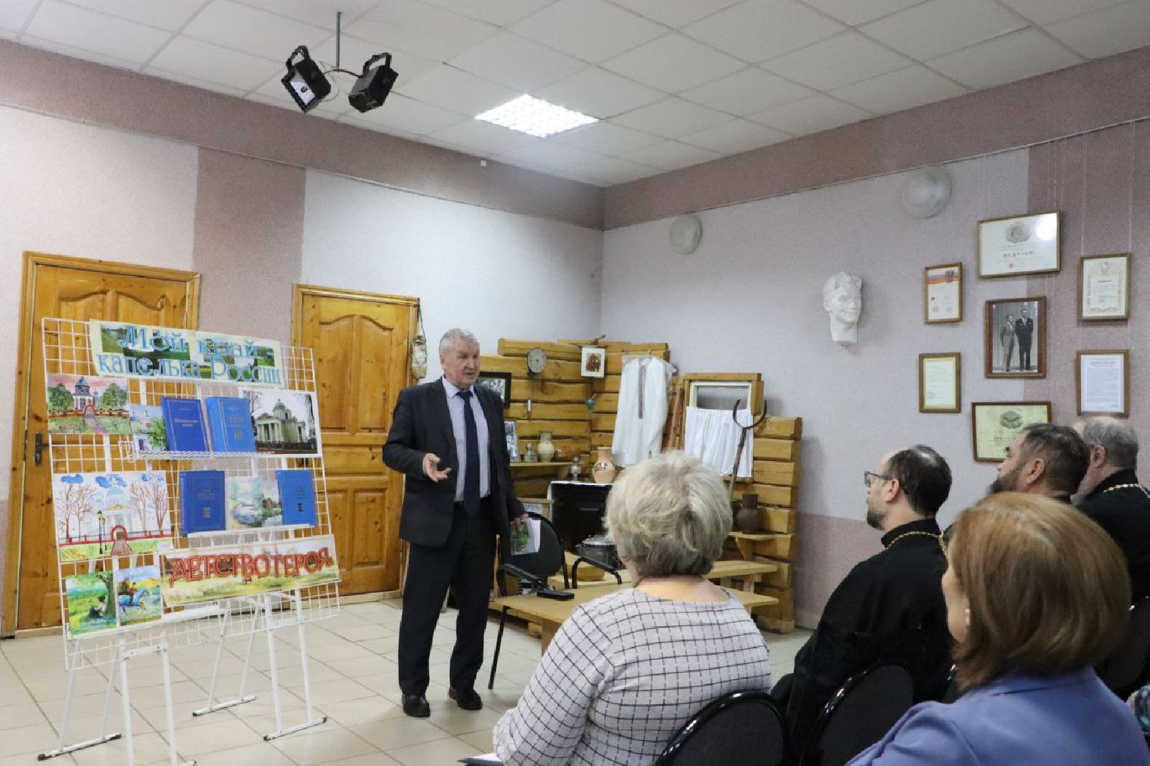 серебряные пруды, краевед алексей волков, Новая книга волкова, белая церковь, никольский храм 190 лет,