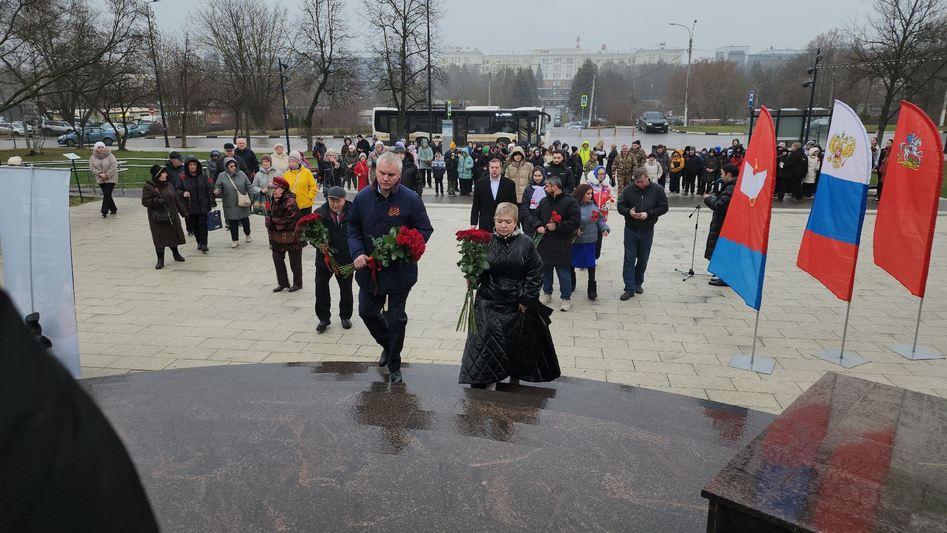 фрязино, контрнаступление под москвой, Митинг на площади Победы,