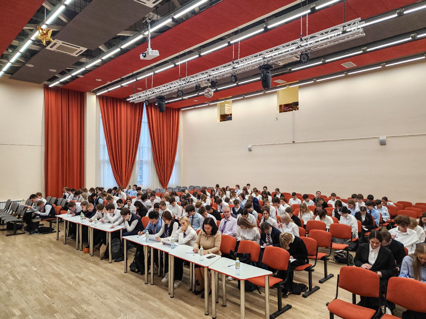 Подольск, Уроки Второй мировой, Тест , Международная акция, гимназия имени подольских курсантов,