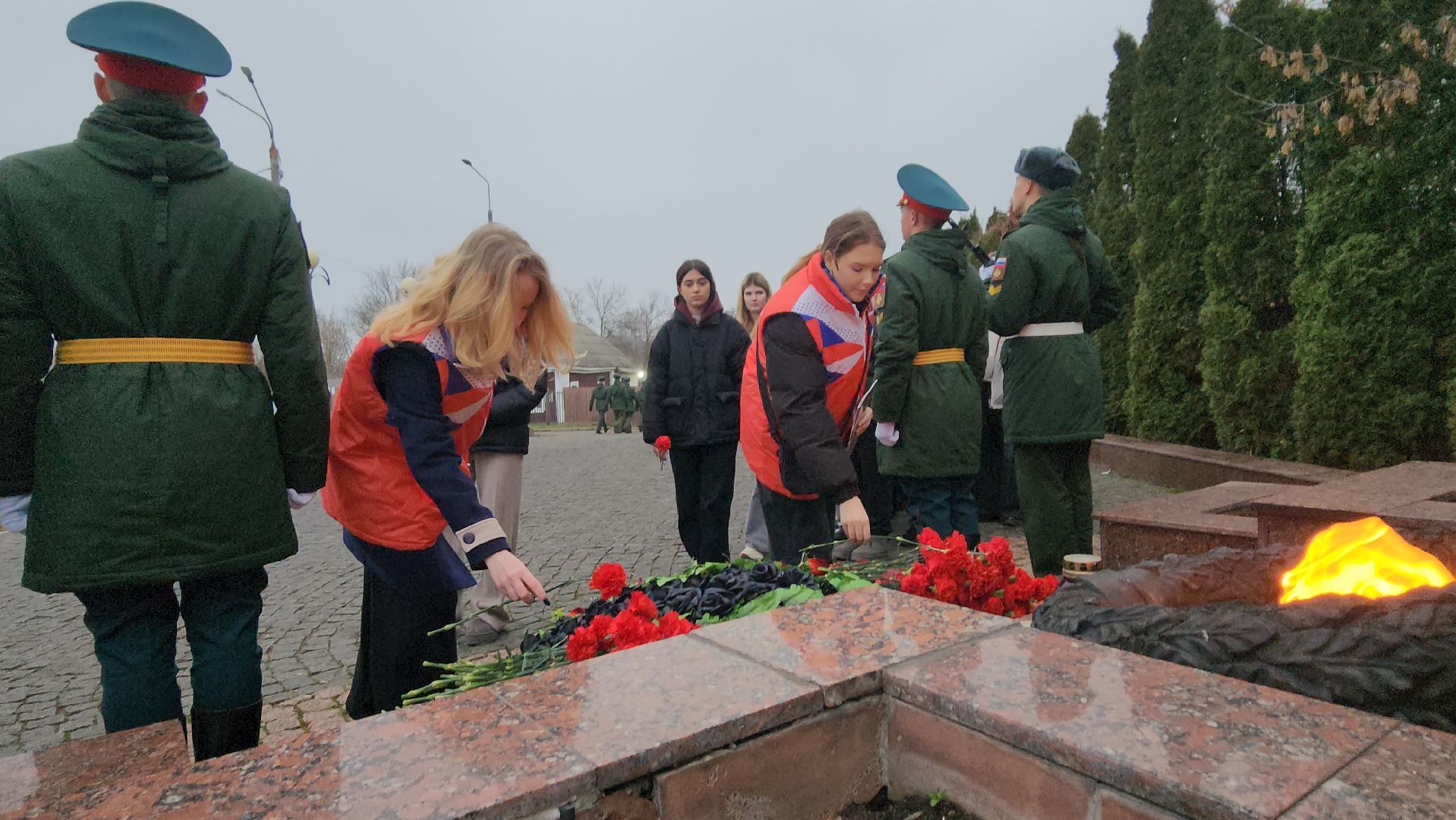 серпухов, день добровольца, волонтеры серпухова,